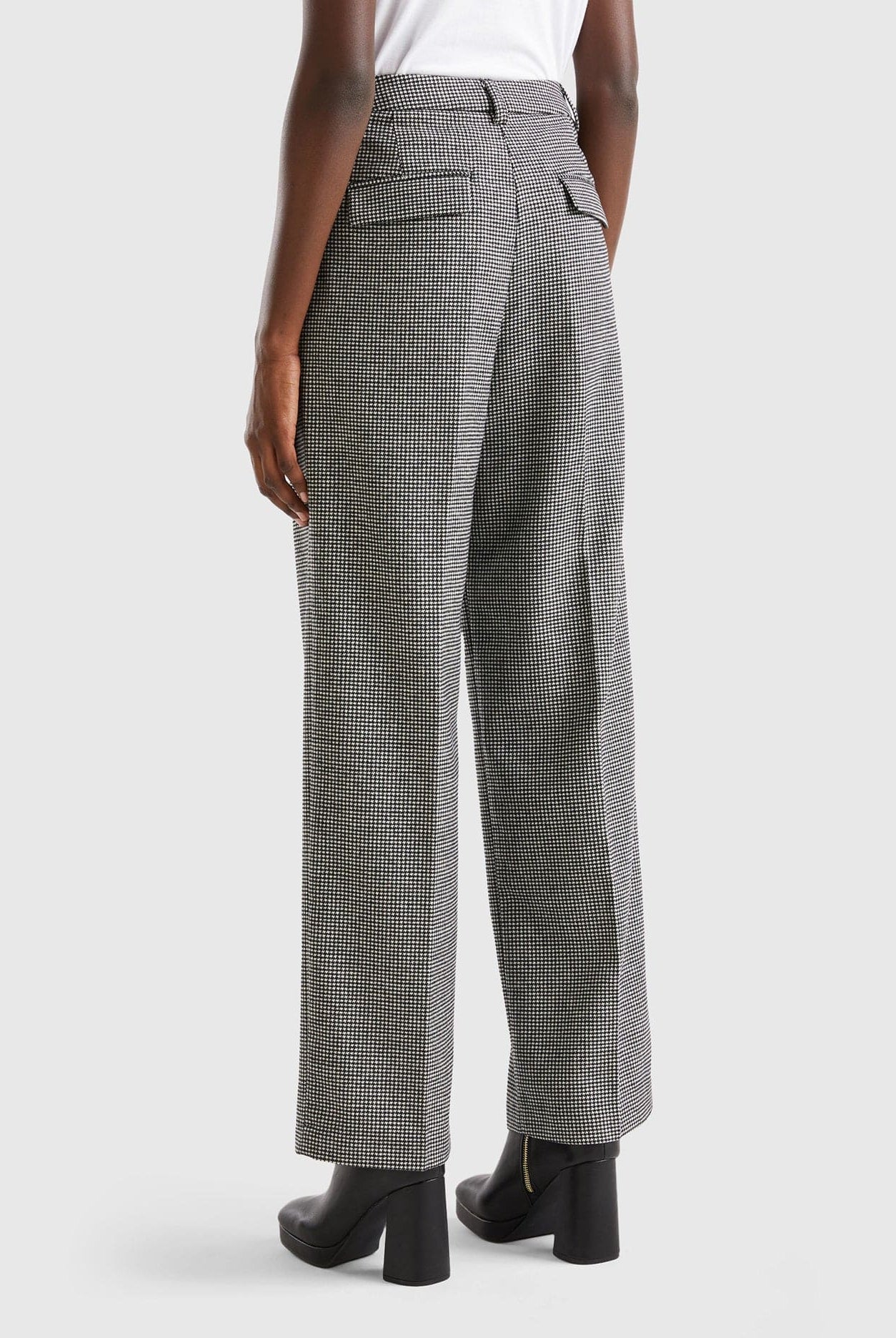 يونايتد كولورز اوف بينيتون بنطلون واسع الساق بنقشة نسائي