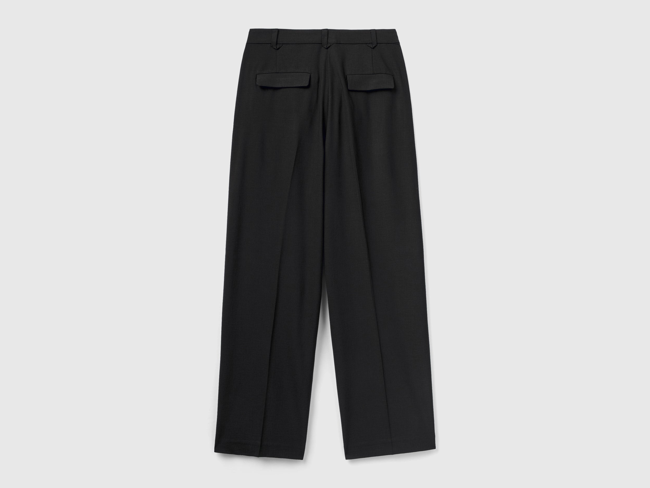 يونايتد كولورز اوف بينيتون بنطلون نسائي فضفاض بكسرتين