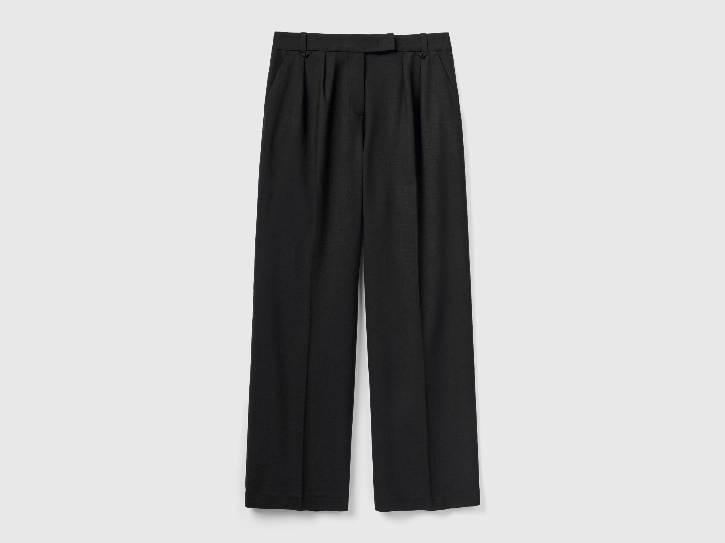 يونايتد كولورز اوف بينيتون بنطلون نسائي فضفاض بكسرتين