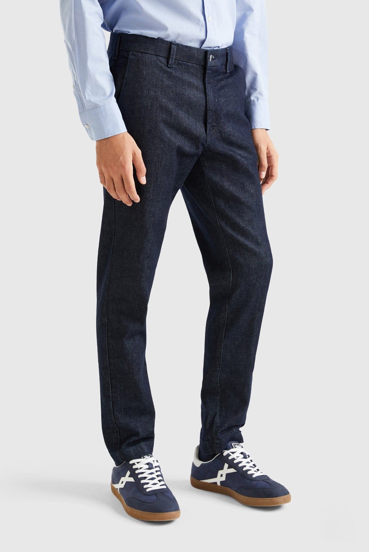 يونايتد كولورز اوف بينيتون بنطلون جينز رجالي ضيق قصة تشينو