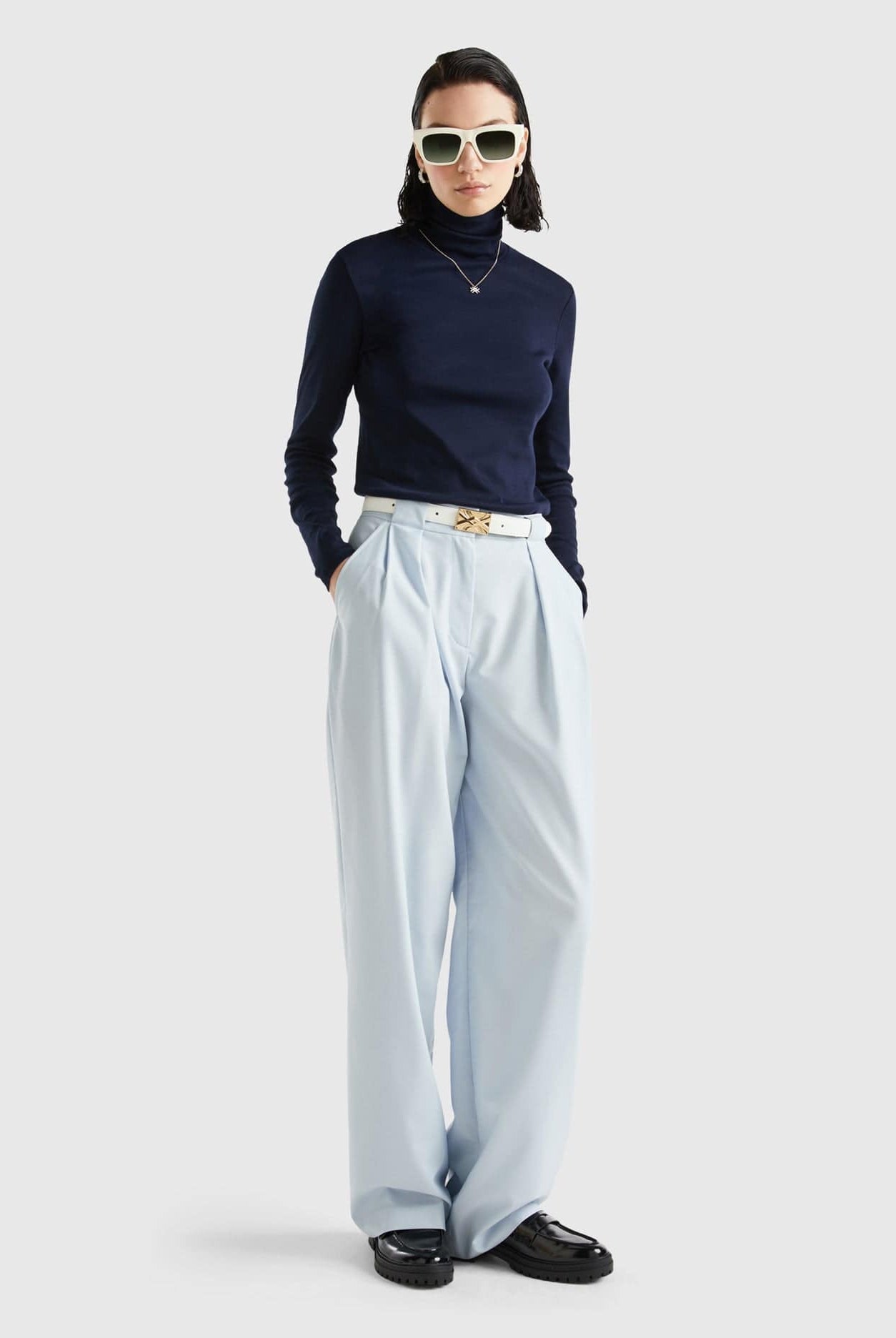 يونايتد كولورز اوف بينيتون بنطال بخصر عالي للنساء بكسرات