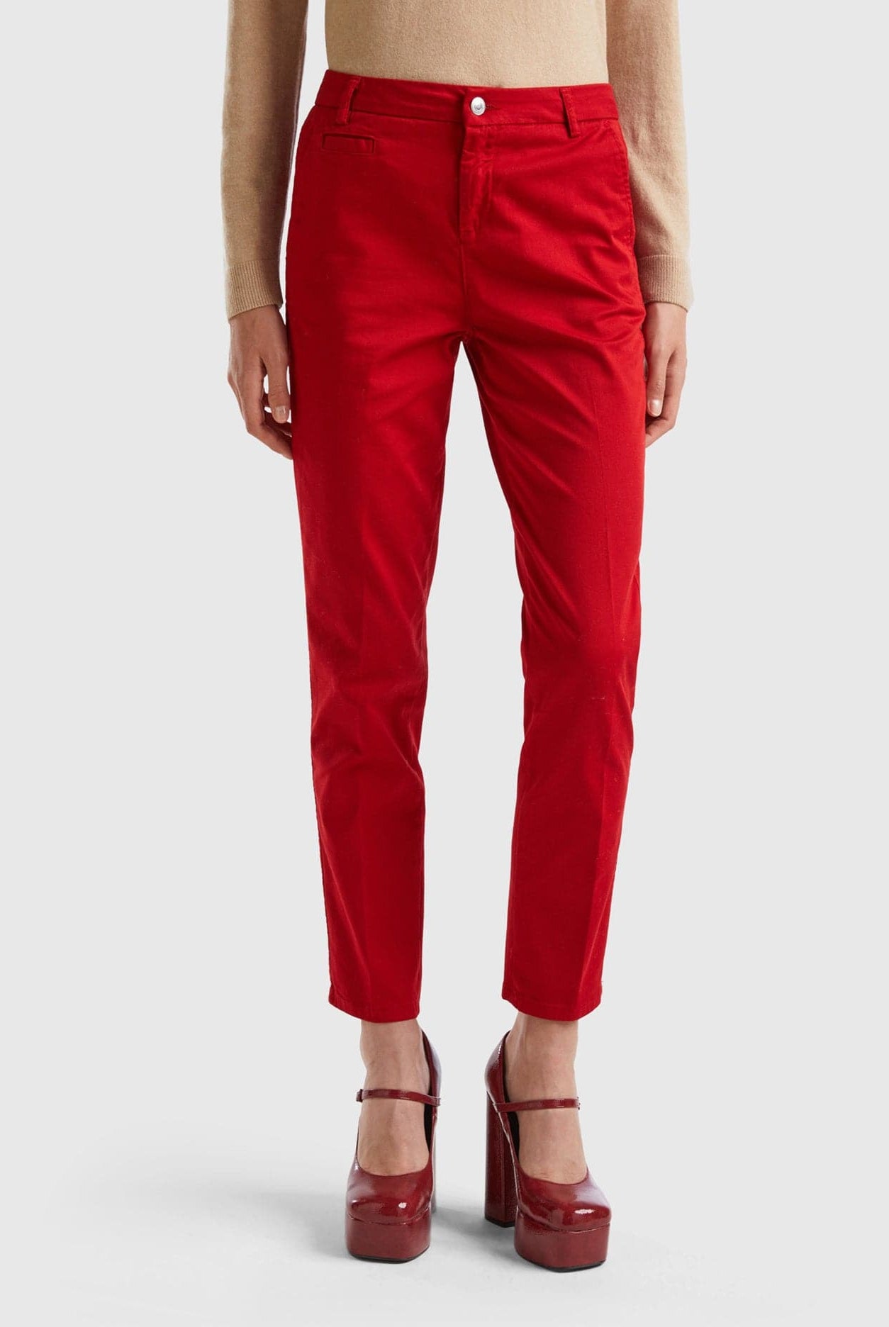 يونايتد كولورز اوف بينيتون بنطلون تشينو نسائي قطن ضيق