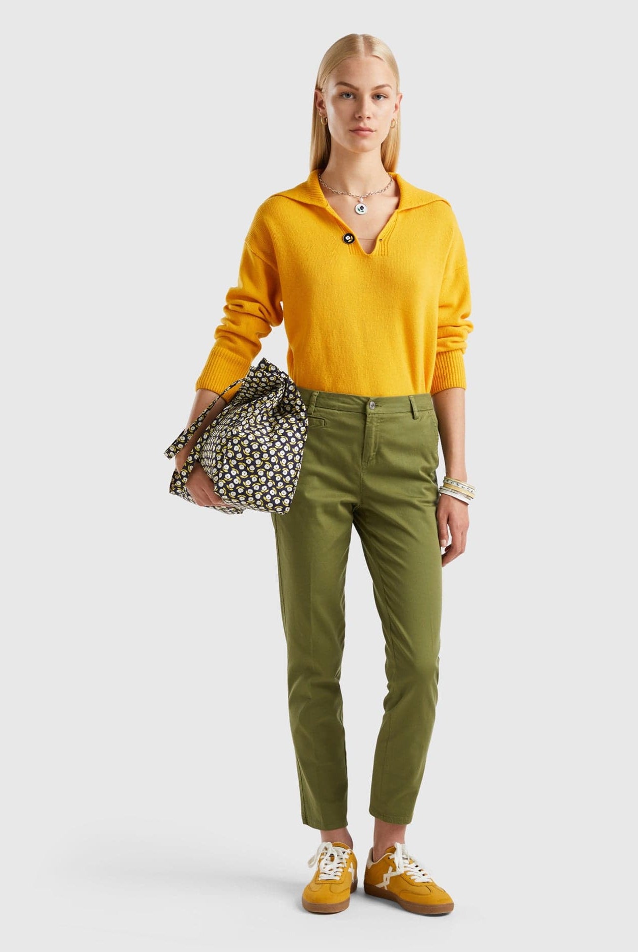 يونايتد كولورز اوف بينيتون بنطلون تشينو نسائي قطن ضيق