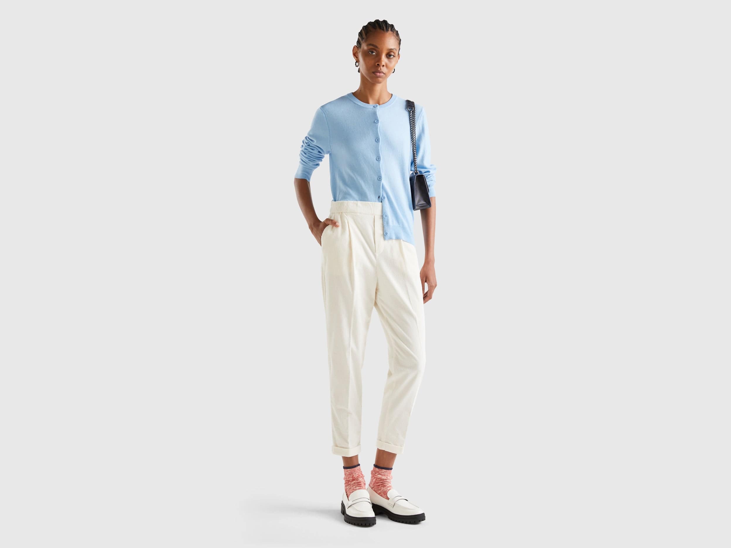 يونايتد كولورز اوف بينيتون بنطلون تشينو مخملي بخصر مطاطي رجالي