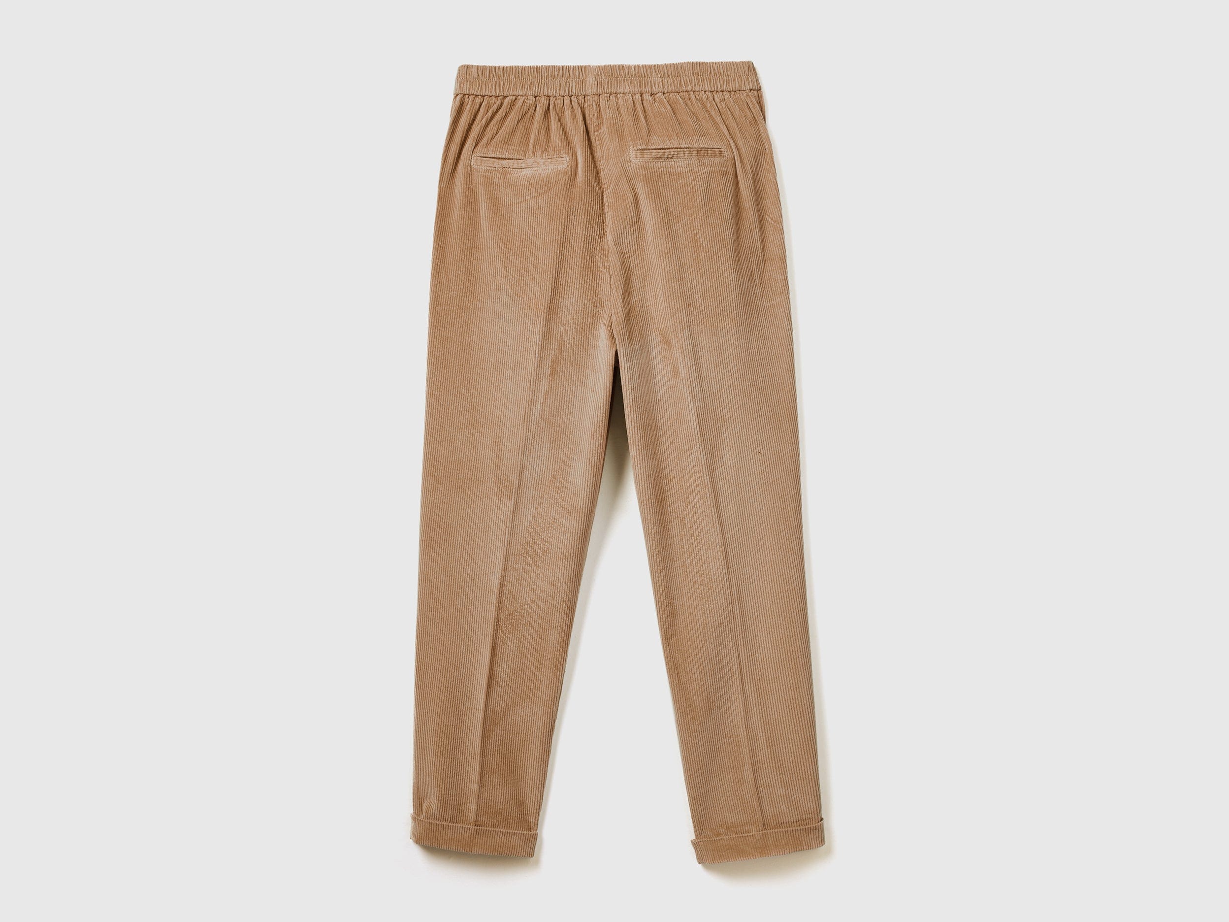 يونايتد كولورز اوف بينيتون بنطلون تشينو مخملي بخصر مطاطي رجالي