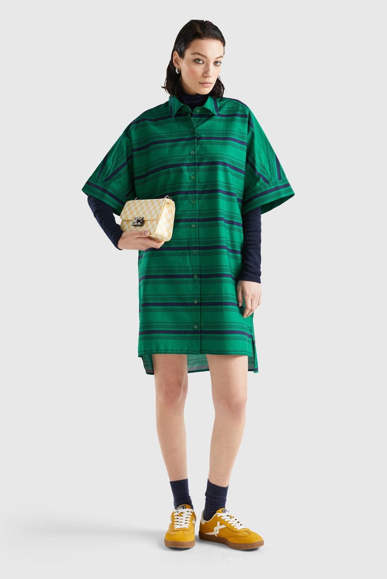 يونايتد كولورز اوف بينيتون فستان قصير قميص مخطط بالعرض بأزرار أمامية نص كم نسائي