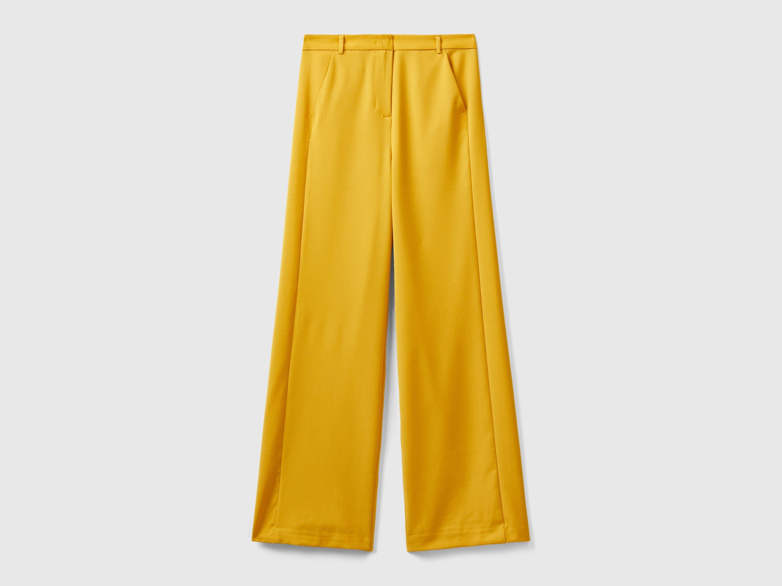 يونايتد كولورز اوف بينيتون بنطلون نسائي فضفاض بقصة ضيقة من الأسفل