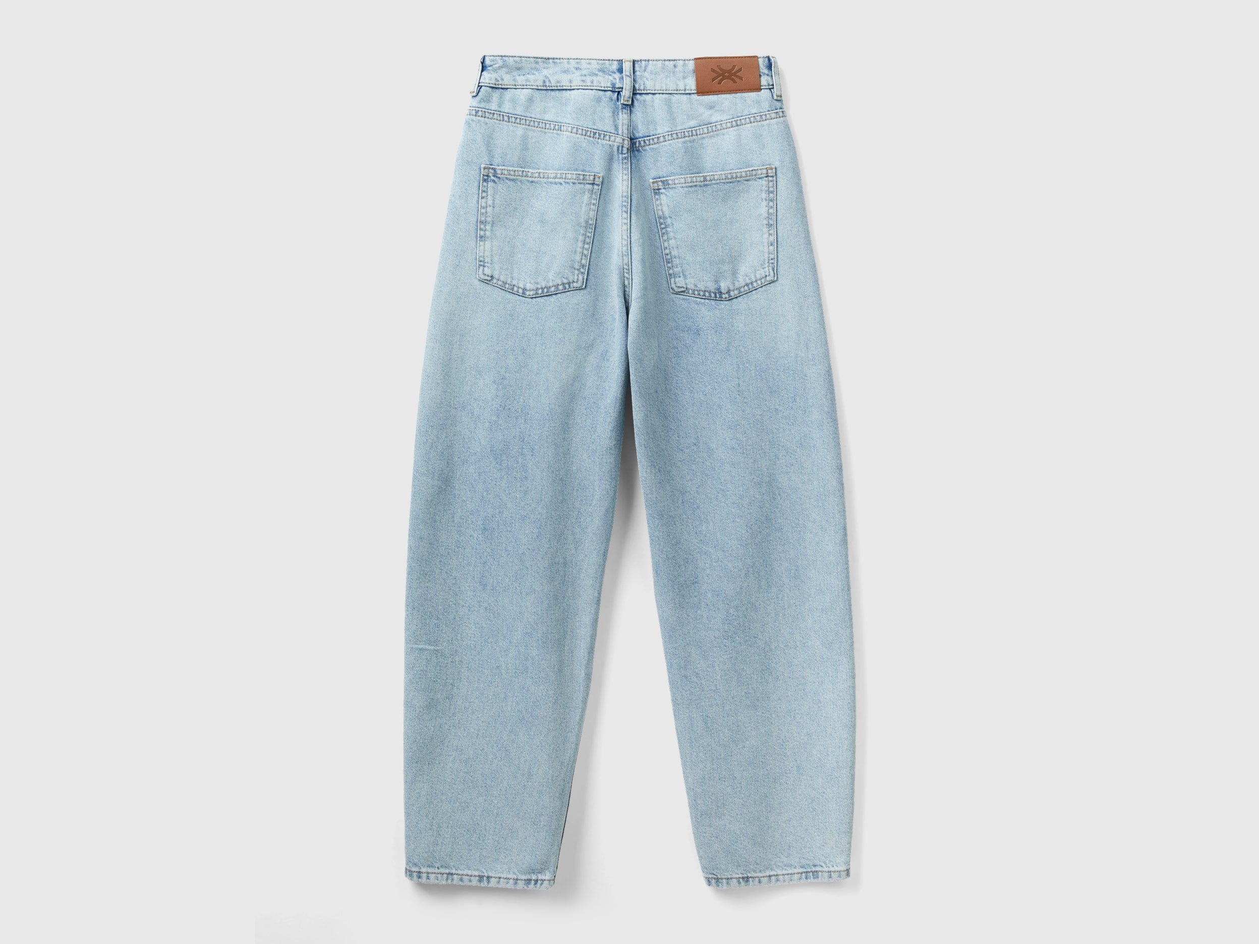 يونايتد كولورز اوف بينيتون بنطلون سادة واسع طويل نسائي