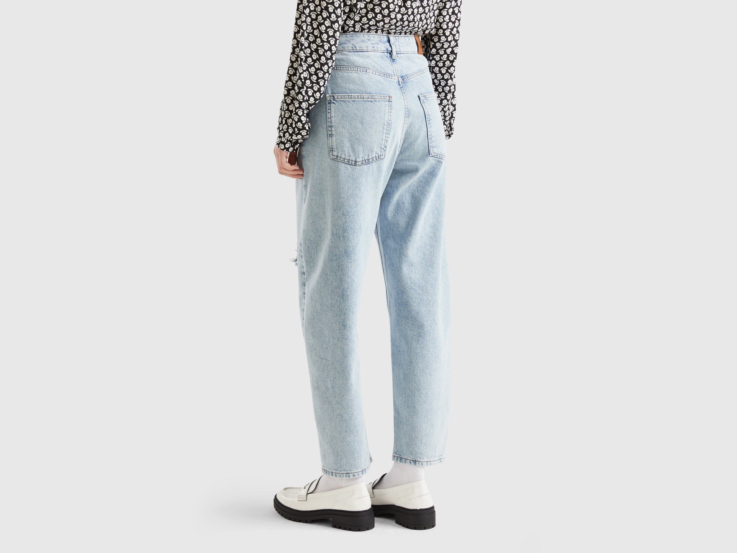 يونايتد كولورز اوف بينيتون بنطلون سادة واسع طويل نسائي