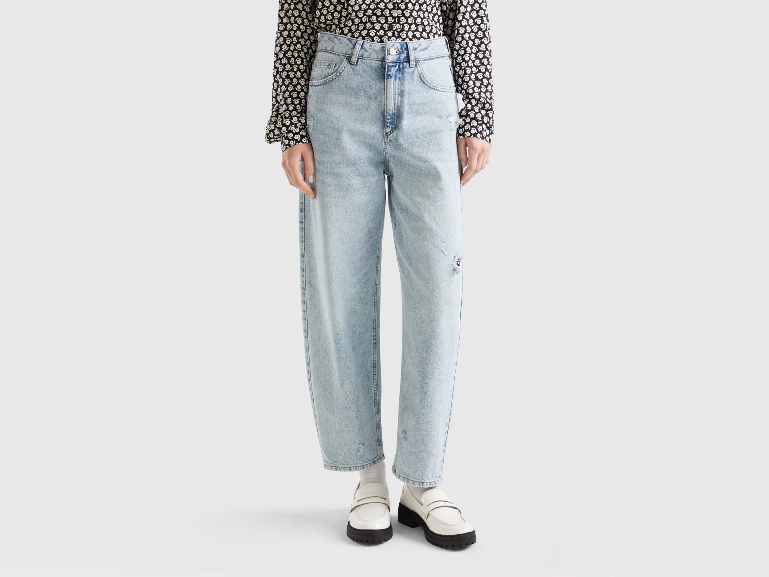 يونايتد كولورز اوف بينيتون بنطلون سادة واسع طويل نسائي