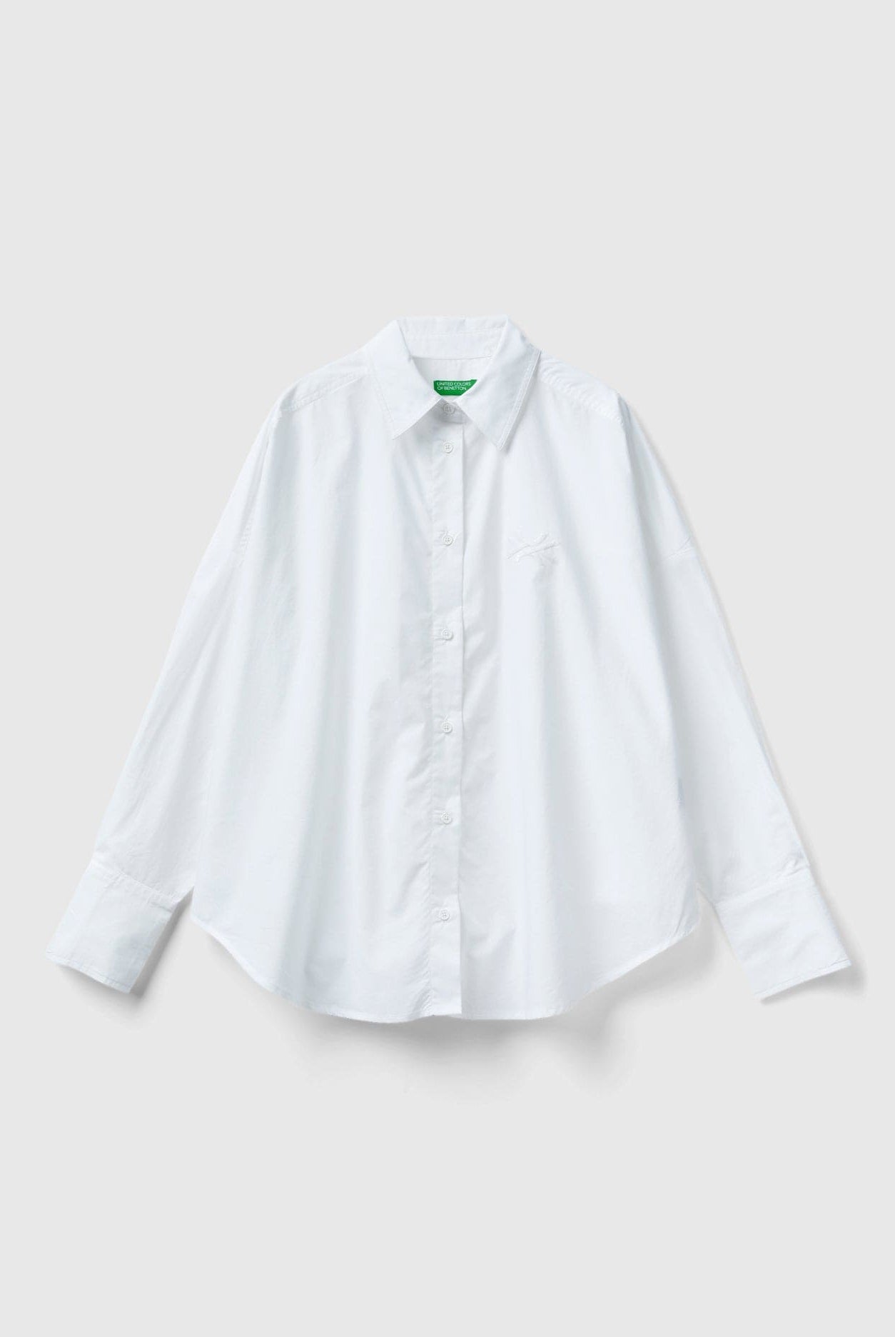 يونايتد كولورز اوف بينيتون قميص قطني كبير بأكمام طويلة