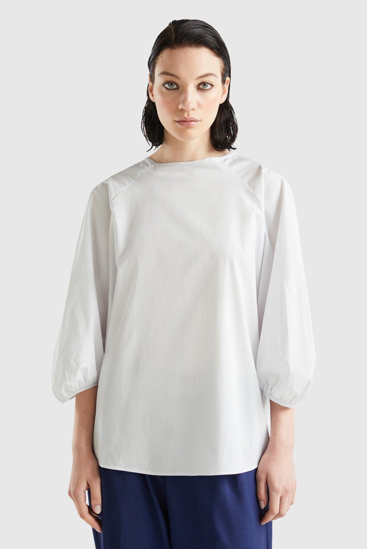 يونايتد كولورز اوف بينيتون بلوزة برقبة دائرية وأكمام ثلاثة أرباع نسائي