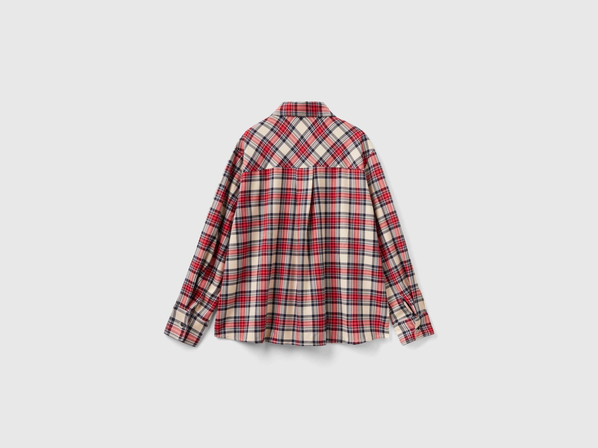 يونايتد كولورز اوف بينيتون قميص من مزيج الفسكوز بنقشة الكاروهات كم طويل رجالي