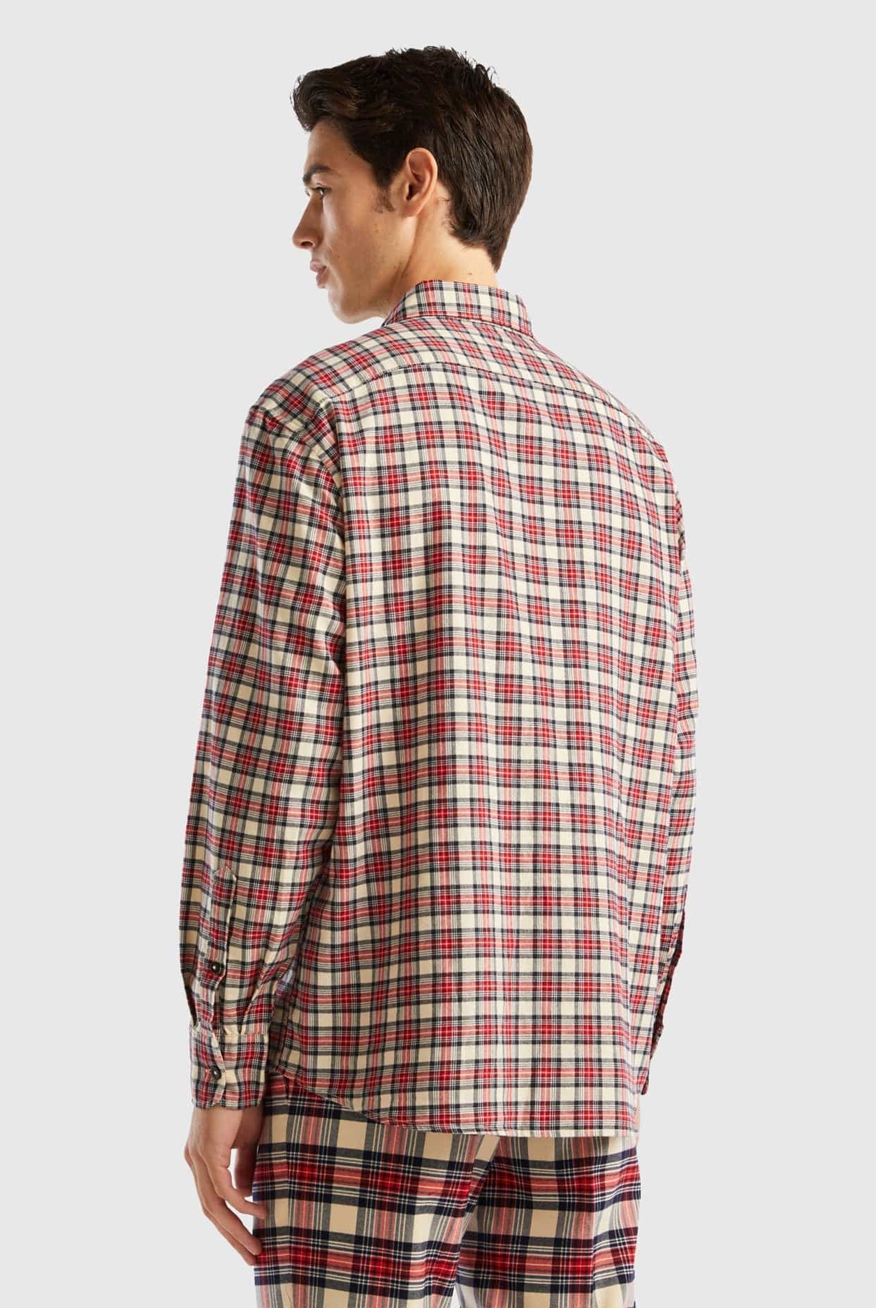 يونايتد كولورز اوف بينيتون قميص كاروهات كم طويل