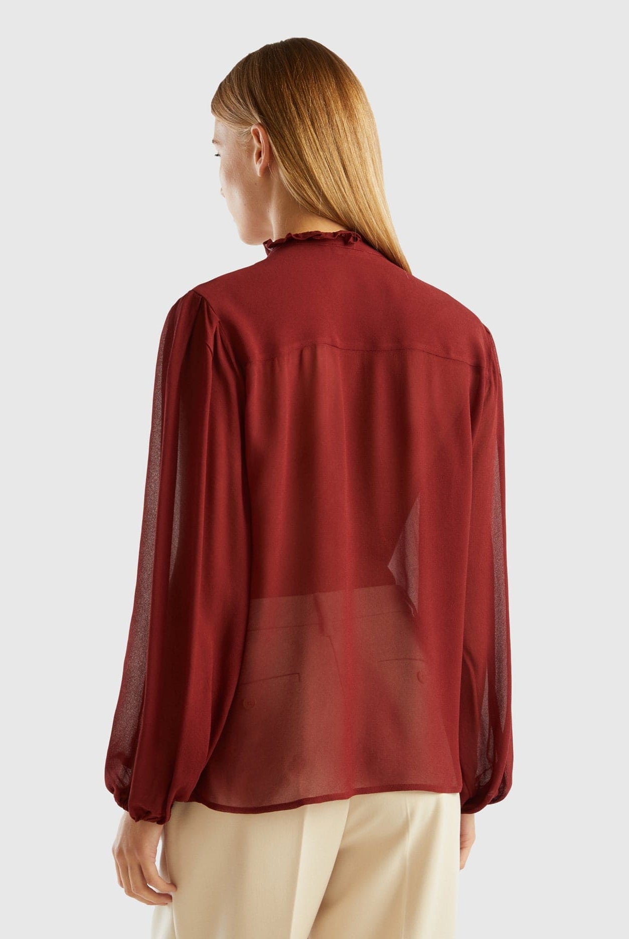 يونايتد كولورز اوف بينيتون قميص نسائي ياقة بكرانيش