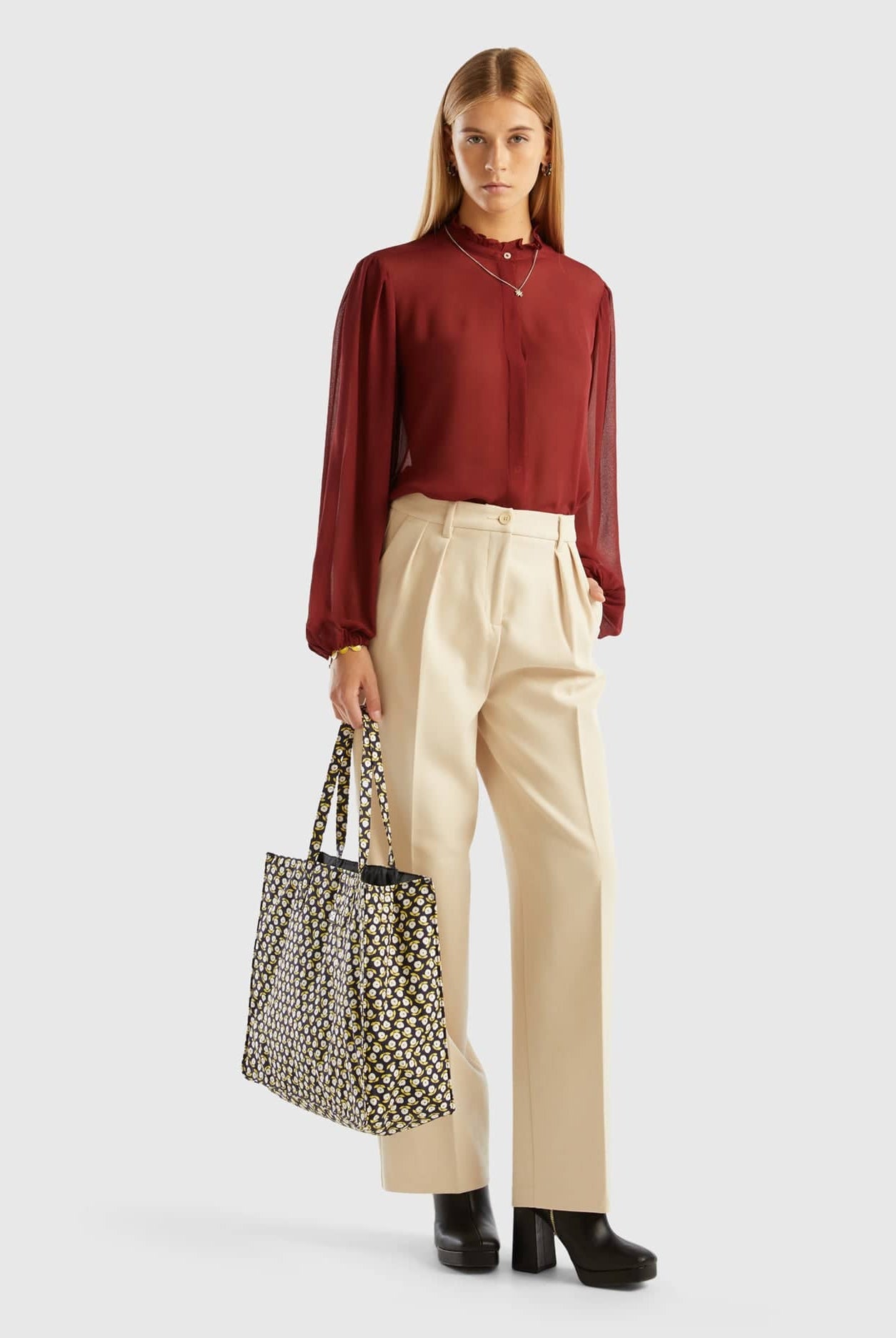 يونايتد كولورز اوف بينيتون قميص نسائي ياقة بكرانيش