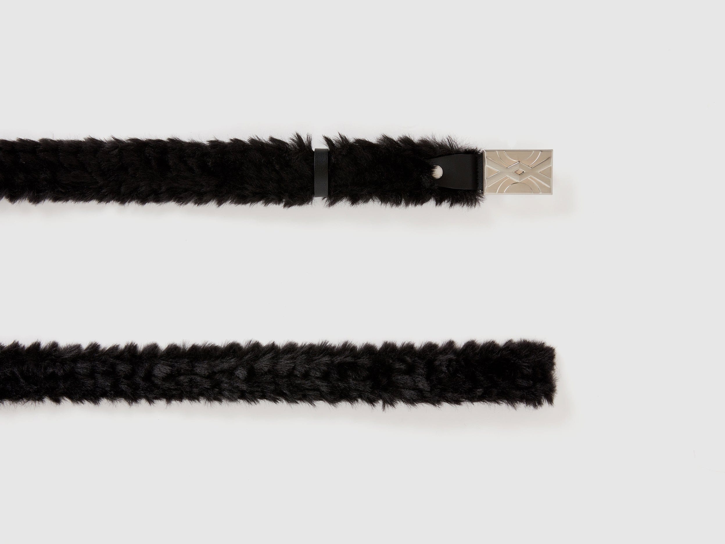 يونايتد كولورز اوف بينيتون حزام ناعم بريش نسائي