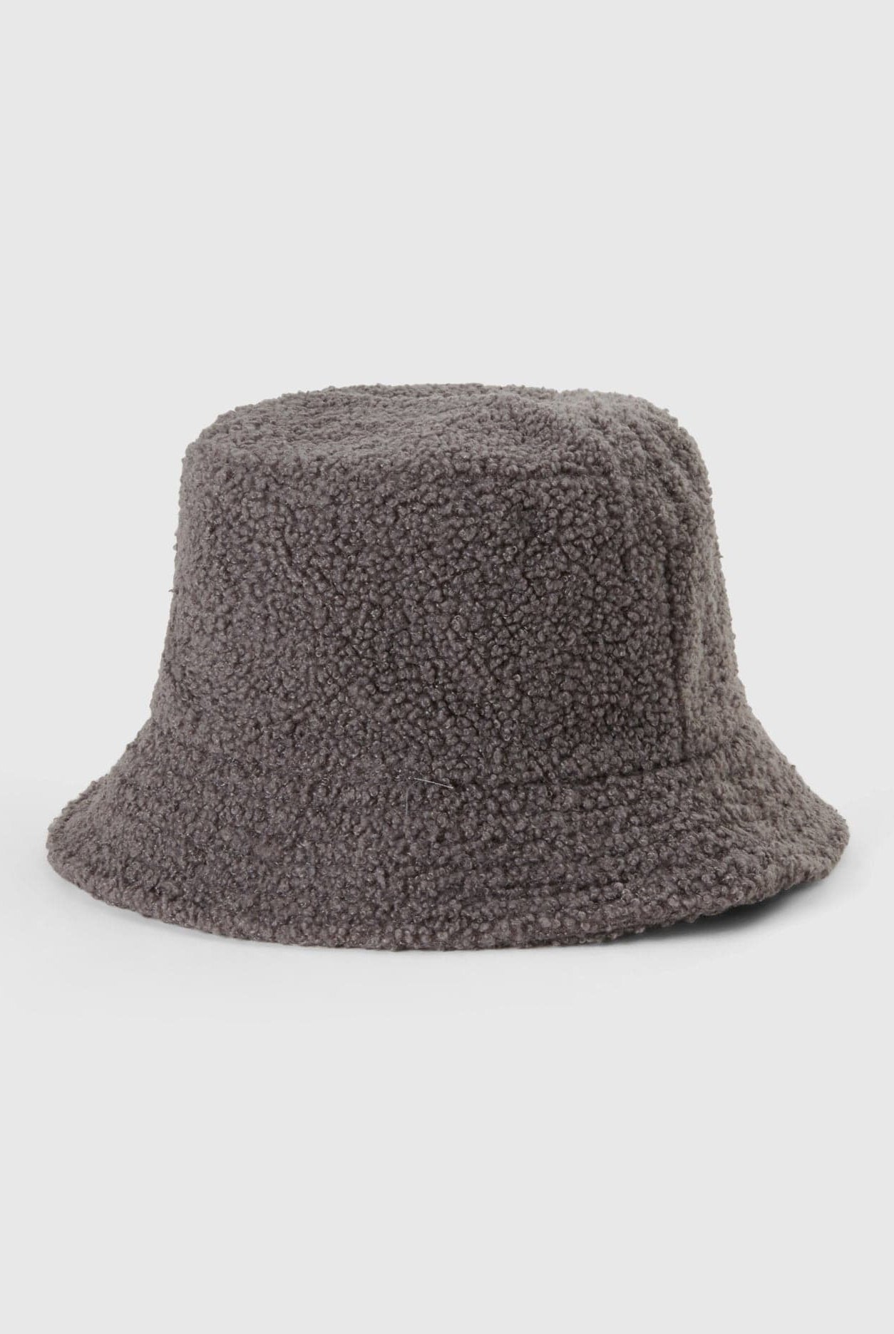 يونايتد كولورز اوف بينيتون قبعة الصياد من الفرو مع شعار