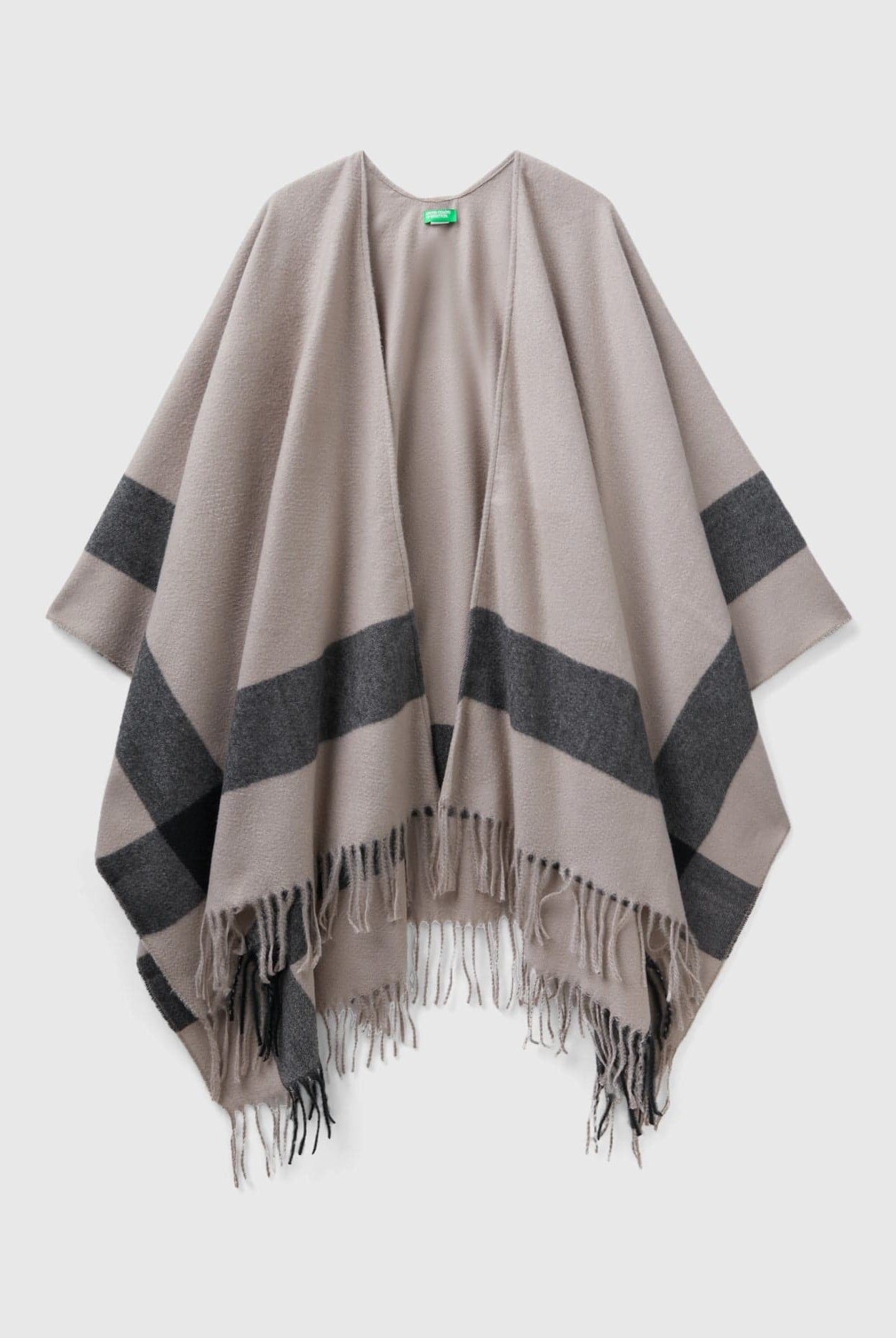 يونايتد كولورز اوف بينيتون قبعة كاب وردي ناعم بخطوط