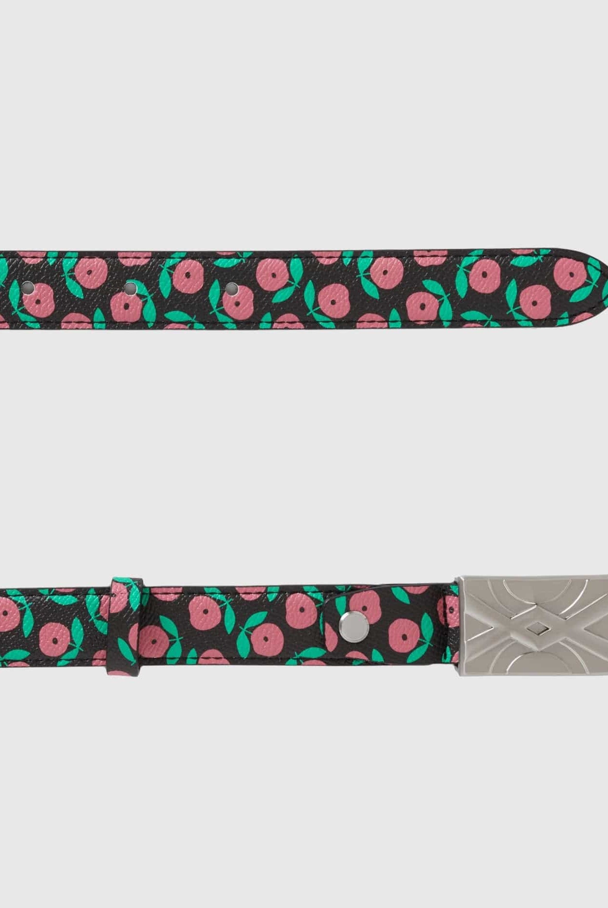 يونايتد كولورز اوف بينيتون حزام جلد صناعي مزخرف بإبزيم شعار