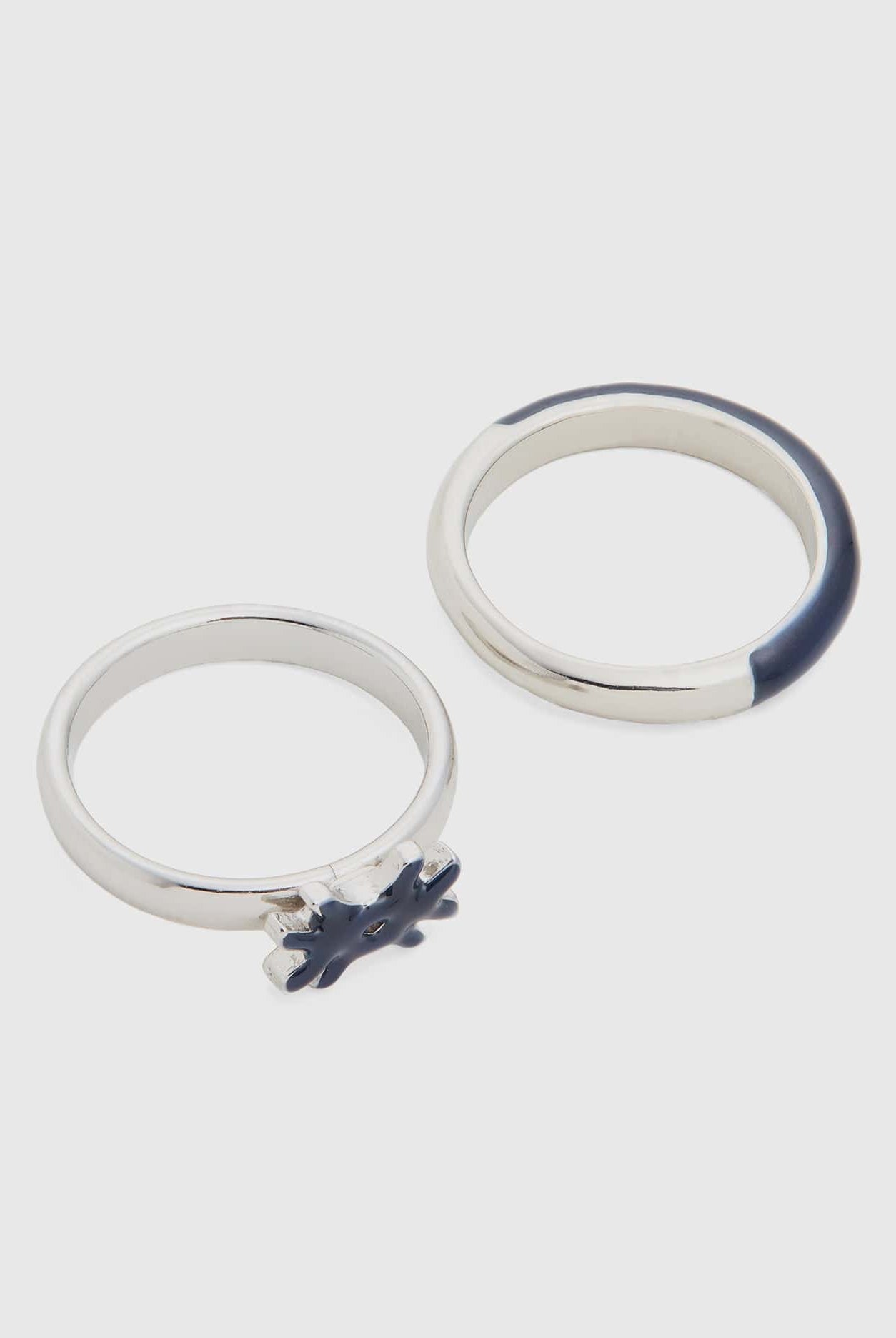 يونايتد كولورز اوف بينيتون خواتم مع تفاصيل باللون الأصفر الفاتح نسائي