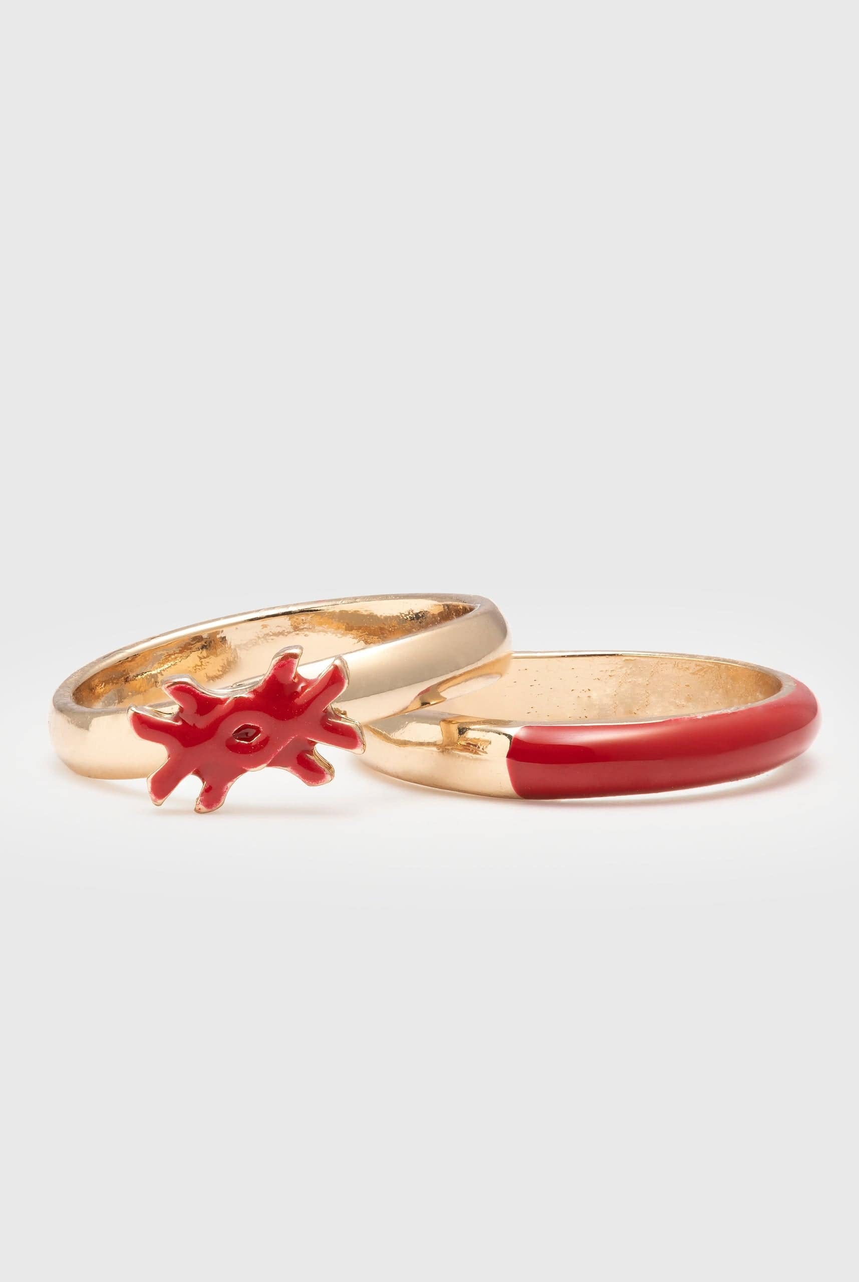 يونايتد كولورز اوف بينيتون خواتم مع تفاصيل باللون الأصفر الفاتح نسائي