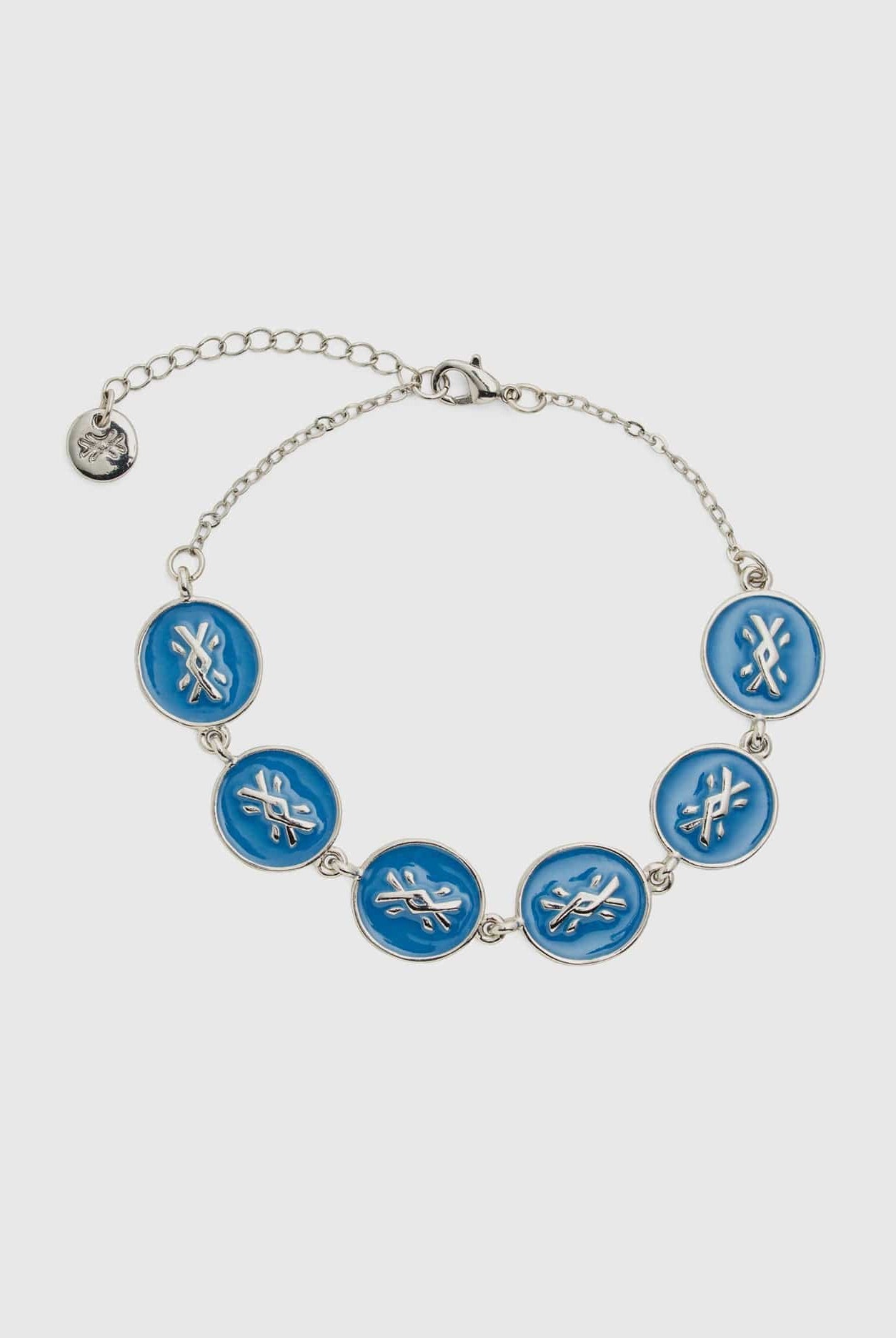 يونايتد كولورز اوف بينيتون سوار فضي مع قلاده خضراء