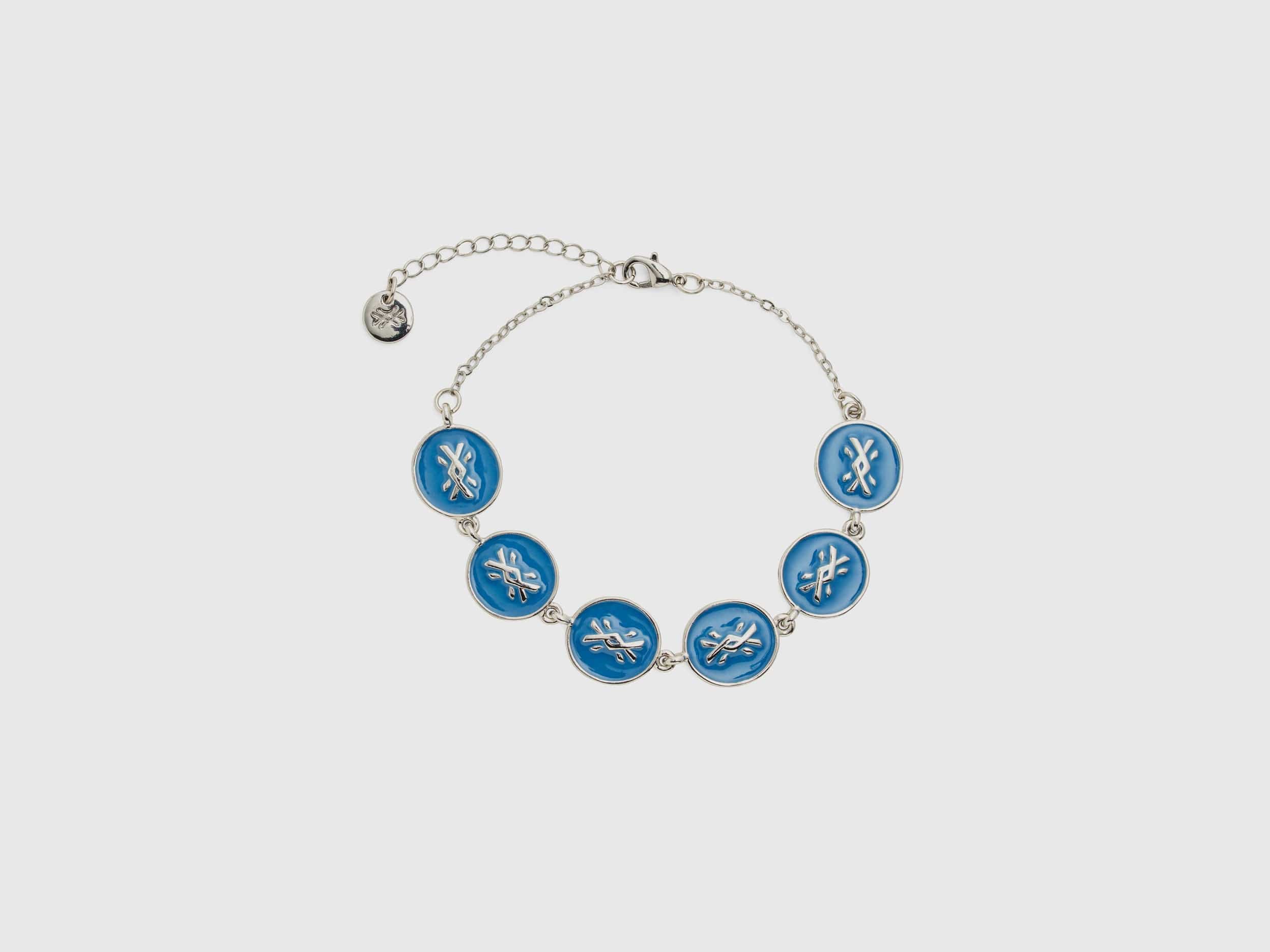 يونايتد كولورز اوف بينيتون سوار فضي مع قلاده خضراء