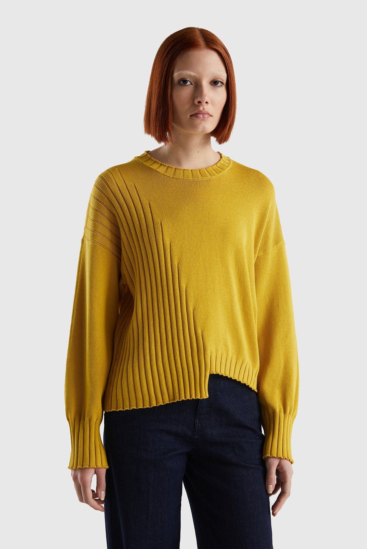 يونايتد كولورز اوف بينيتون بلوفر بنهاية غير متساوية نسائي