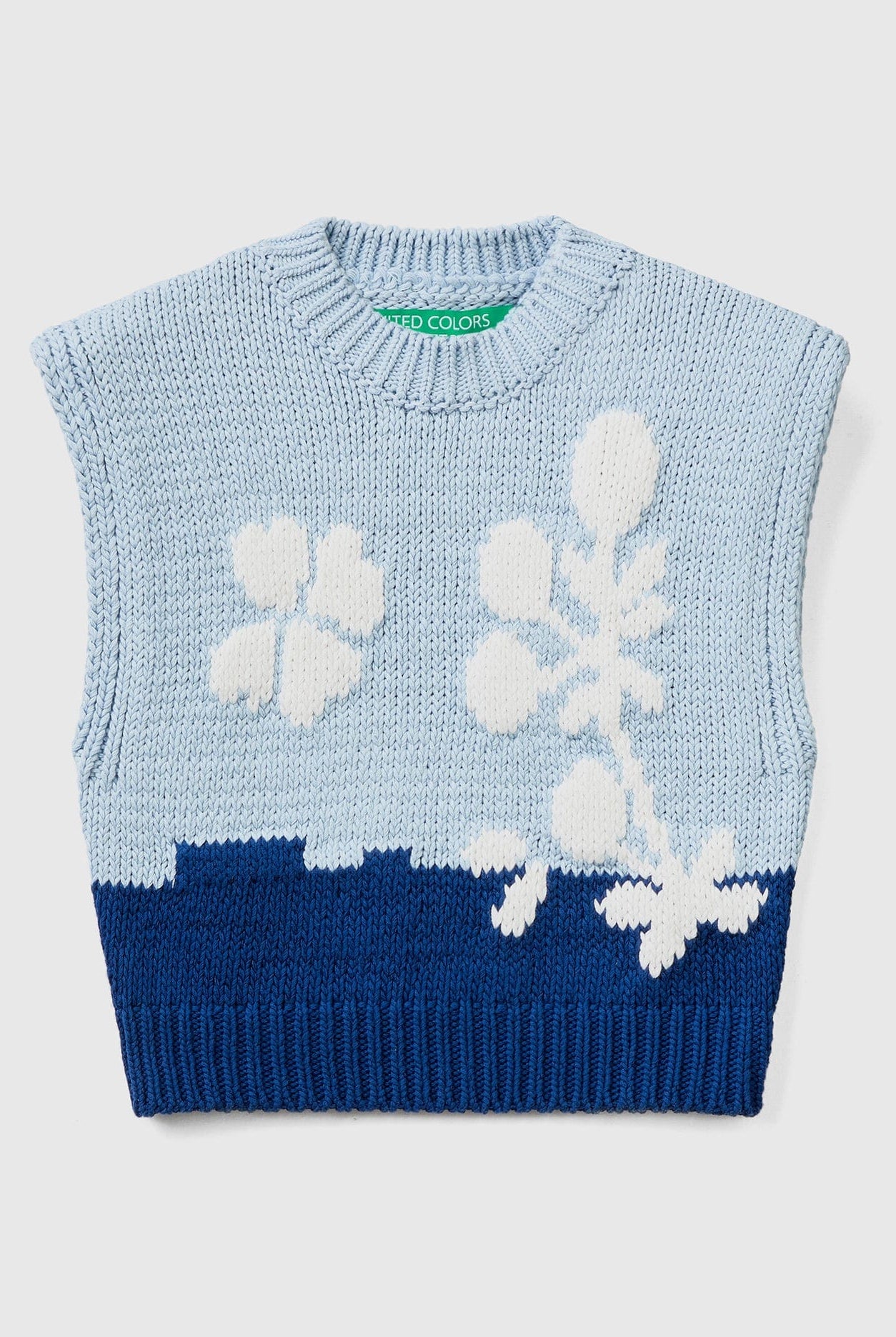 يونايتد كولورز اوف بينيتون بلوفر مطرز بزخارف زهور كت نسائي