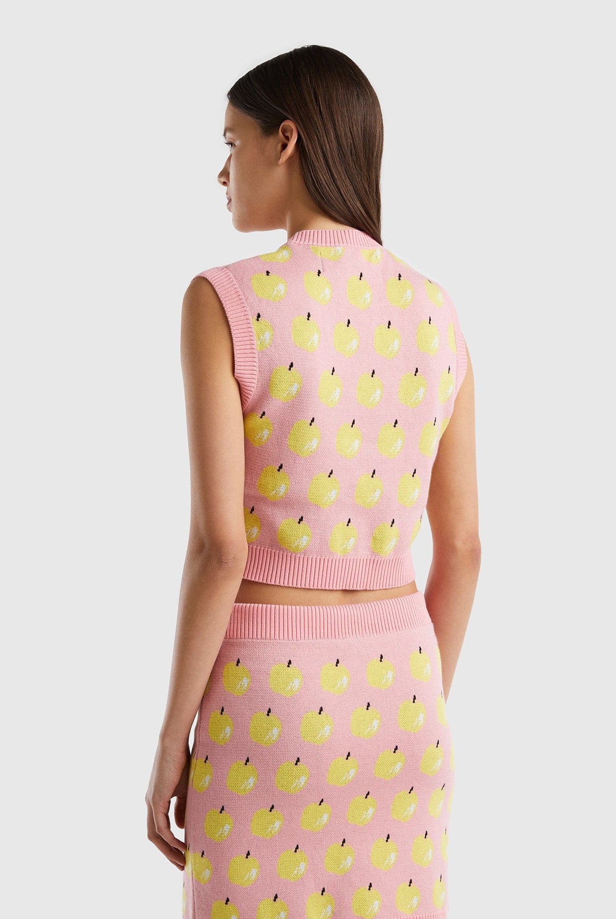 يونايتد كولورز اوف بينيتون بلوفر بنقشة فواكه كروب كت نسائي