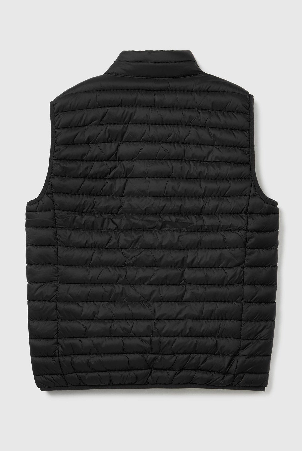 يونايتد كولورز اوف بينيتون جاكيت نفخ شبابي بدون أكمام مبطن