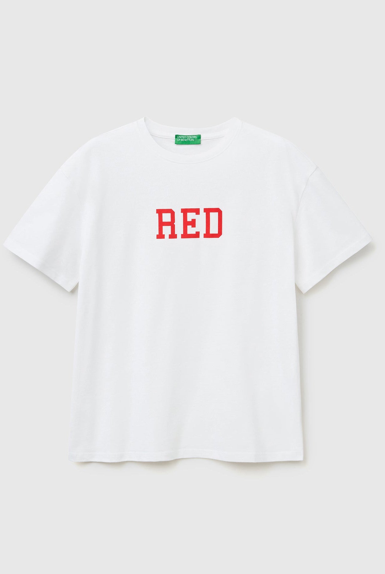 يونايتد كولورز اوف بينيتون تيشيرت بطباعة أمامية نص كم رجالي