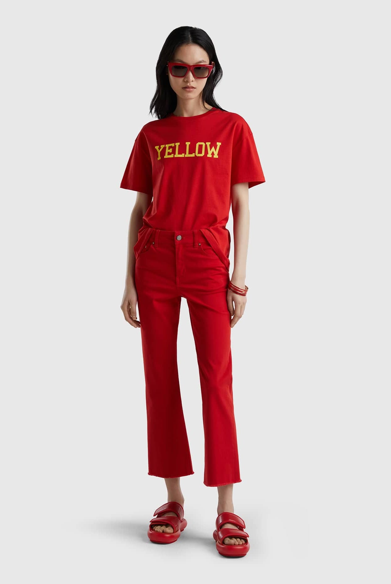 يونايتد كولورز اوف بينيتون تيشيرت بطباعة أمامية نص كم رجالي