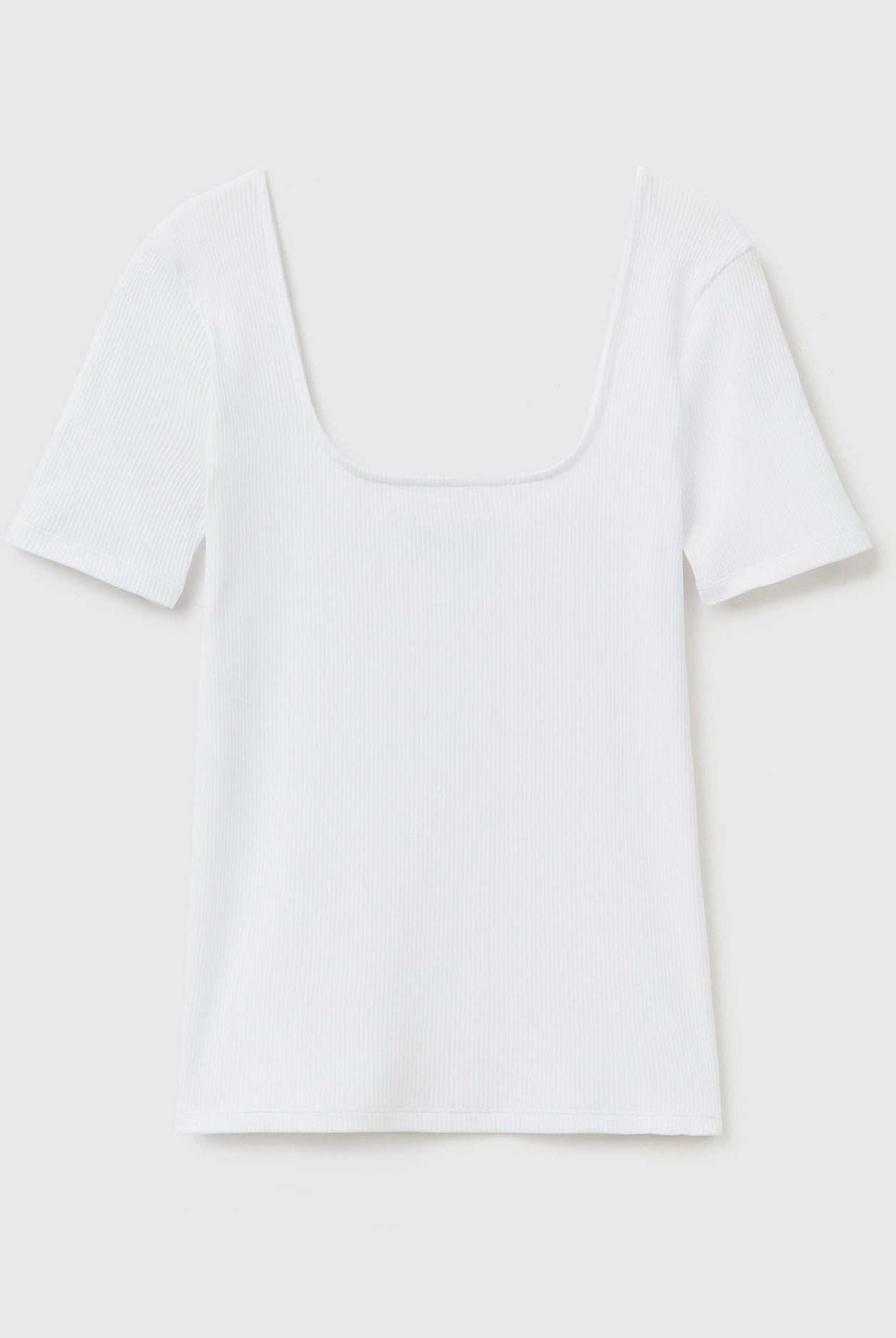 يونايتد كولورز اوف بينيتون تيشيرت نسائي مضلع برقبة واسعة