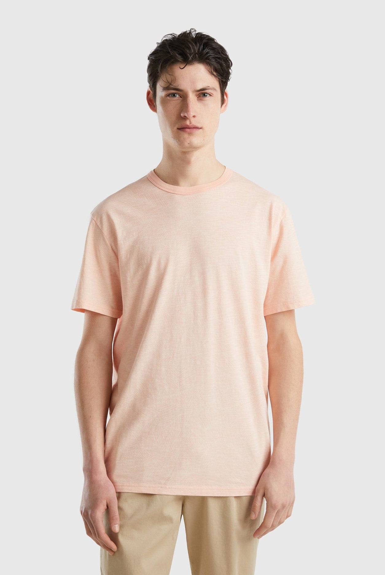 يونايتد كولورز اوف بينيتون تيشيرت سادة نص كم رجالي