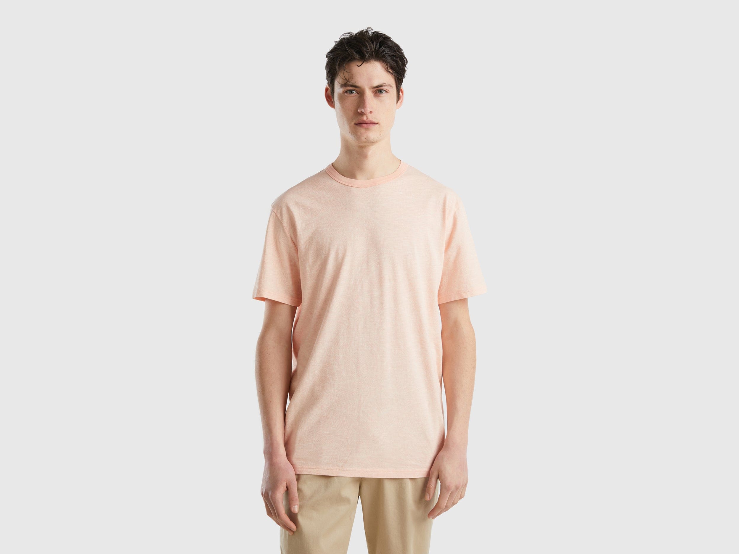 يونايتد كولورز اوف بينيتون تيشيرت سادة نص كم رجالي