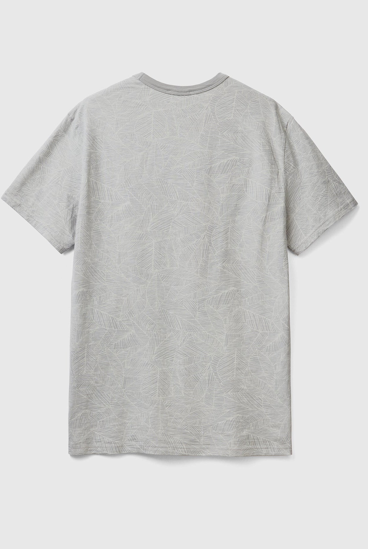 يونايتد كولورز اوف بينيتون تيشيرت سادة نص كم رجالي