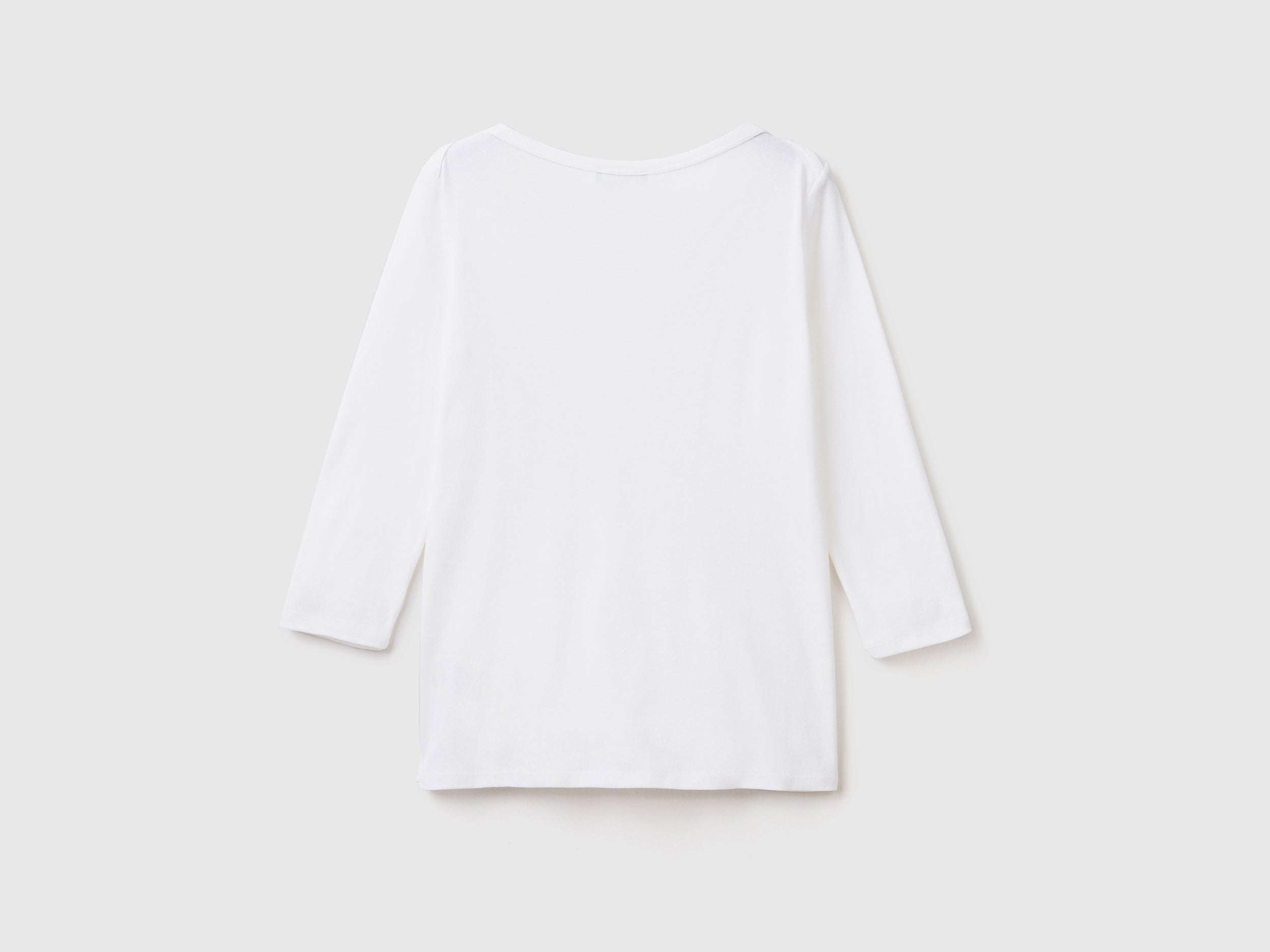 يونايتد كولورز اوف بينيتون تيشيرت برقبة دائرية من القطن الخالص 100% نسائي