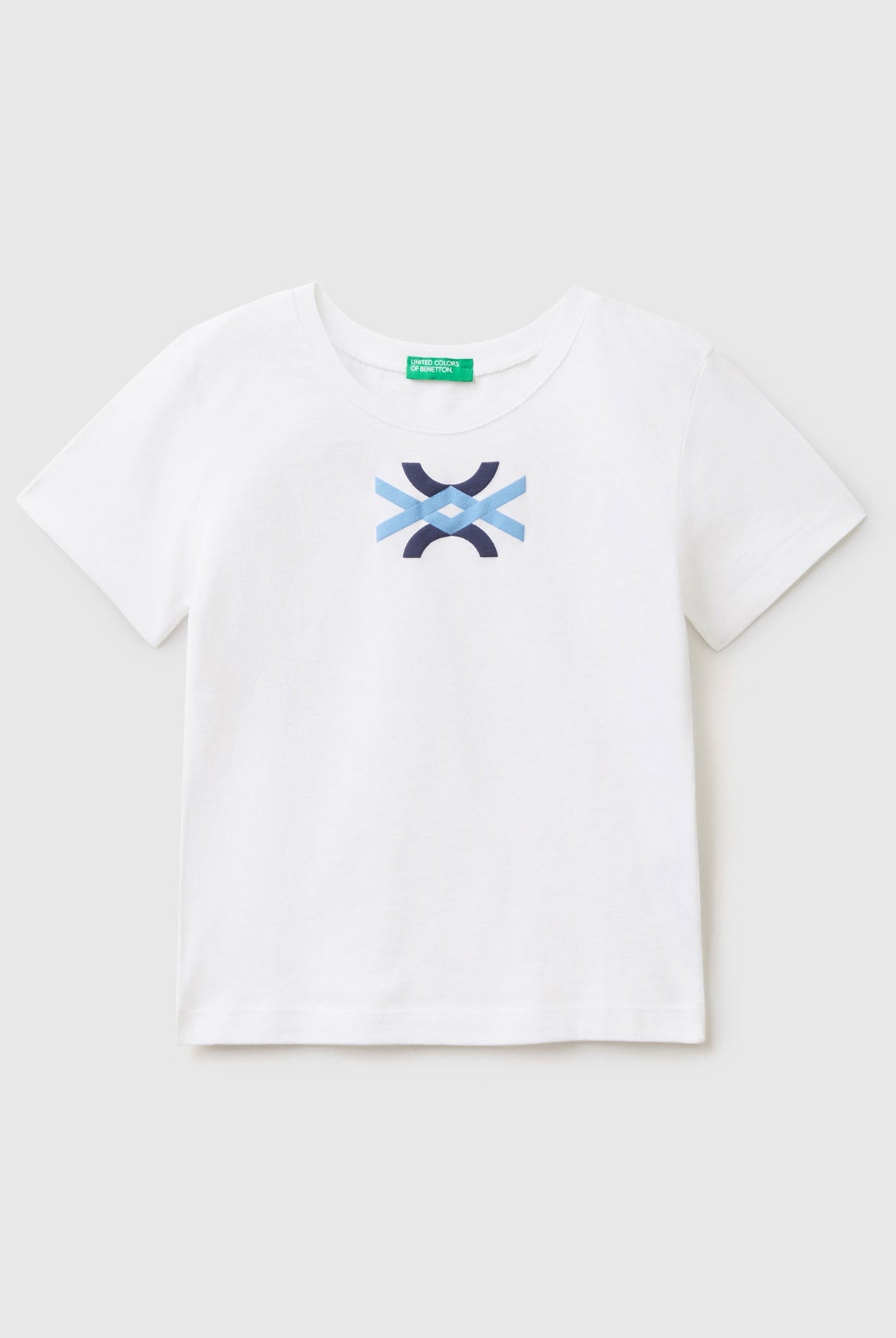 يونايتد كولورز اوف بينيتون تي شيرت بشعار من القطن العضوي بنسبة 100% بشعار أطفالي