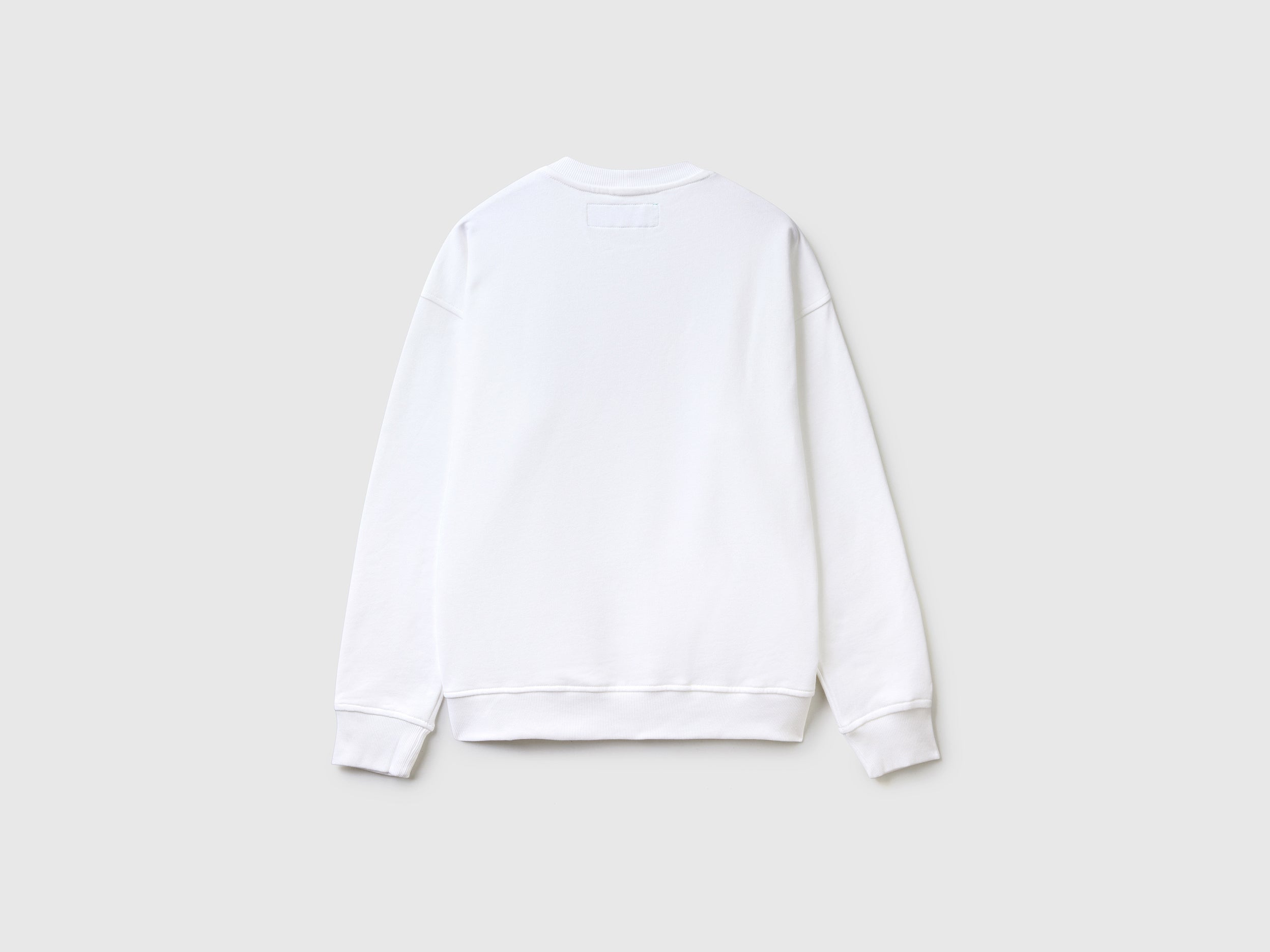 يونايتد كولورز اوف بينيتون سويت شيرت بياقة دائرية مع طباعة شعار رجالي