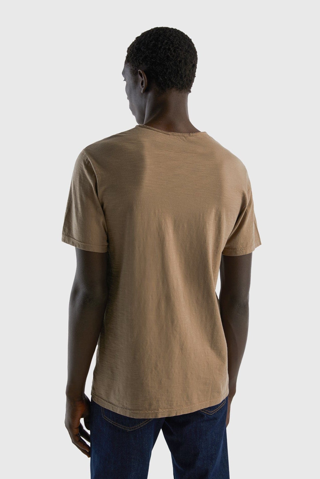 يونايتد كولورز اوف بينيتون تي شيرت من القطن نص كم رجالي