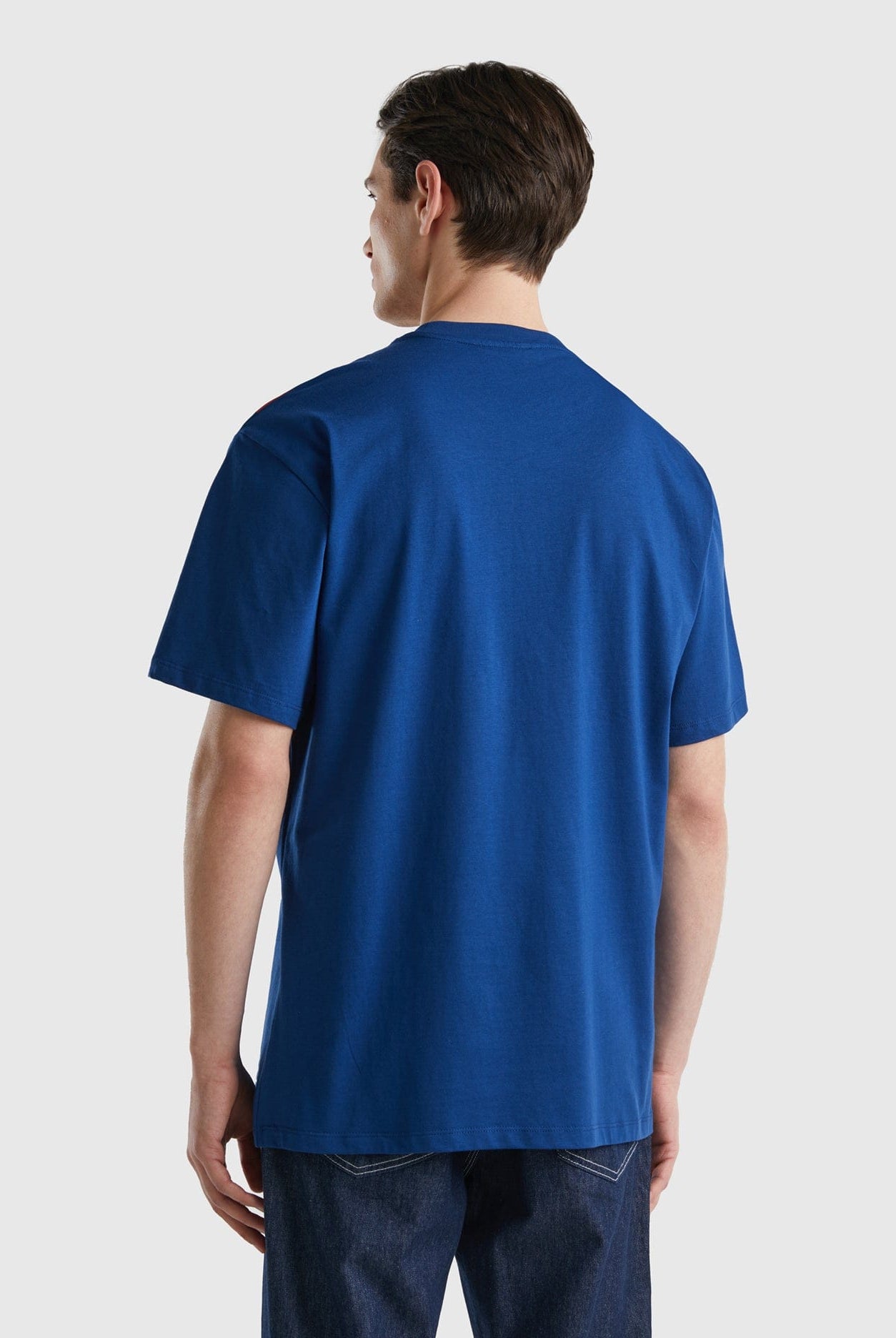 يونايتد كولورز اوف بينيتون تيشيرت بطباعة شعار نص كم رجالي