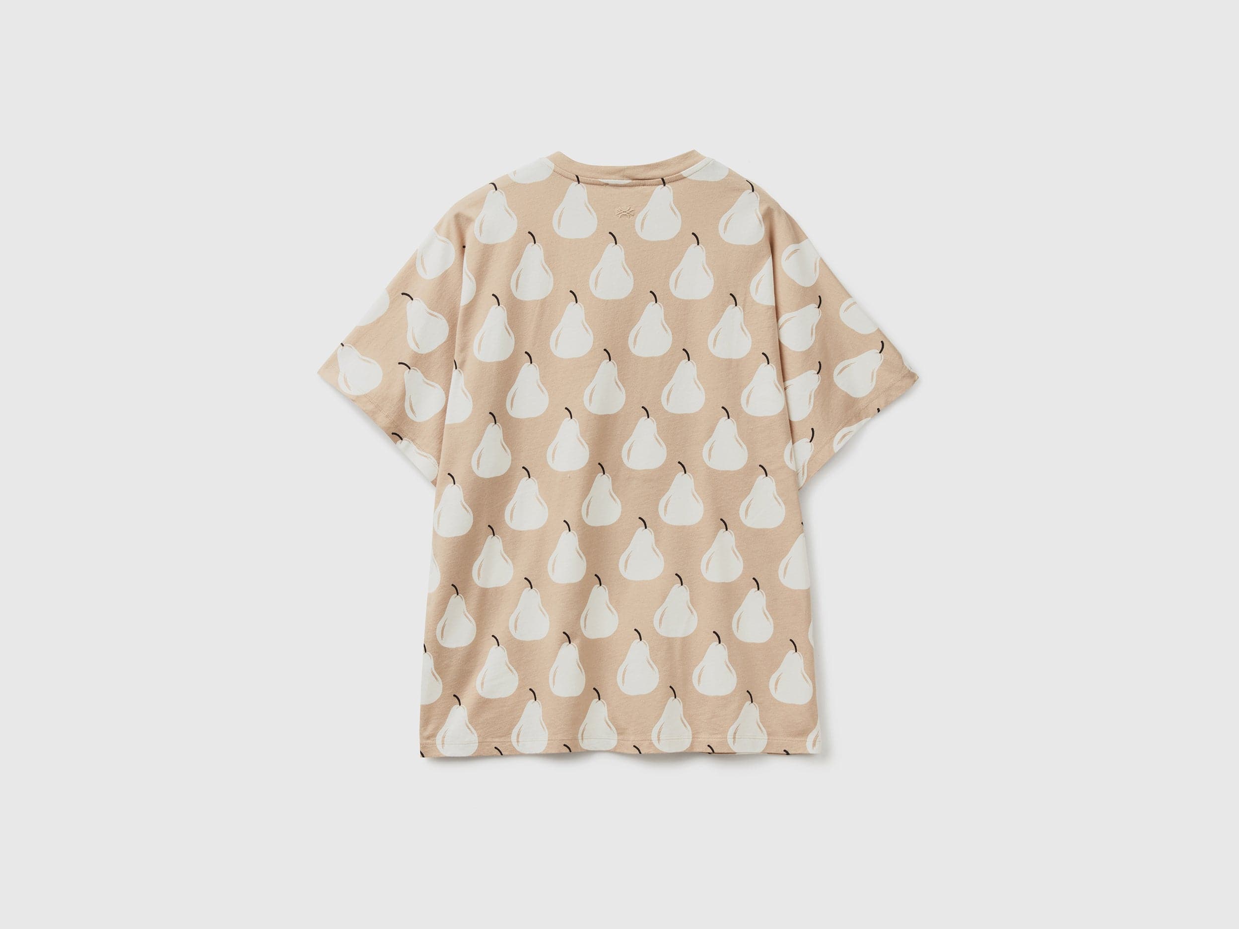 يونايتد كولورز اوف بينيتون تيشيرت بطبعة كمثرى نص كم رجالي