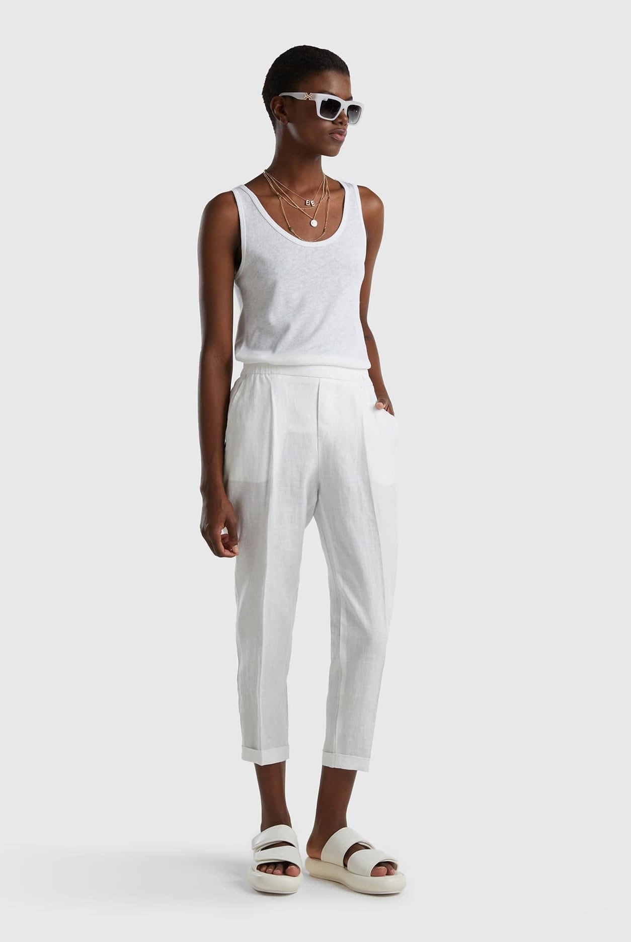 يونايتد كولورز اوف بينيتون تيشيرت كت سادة نسائي