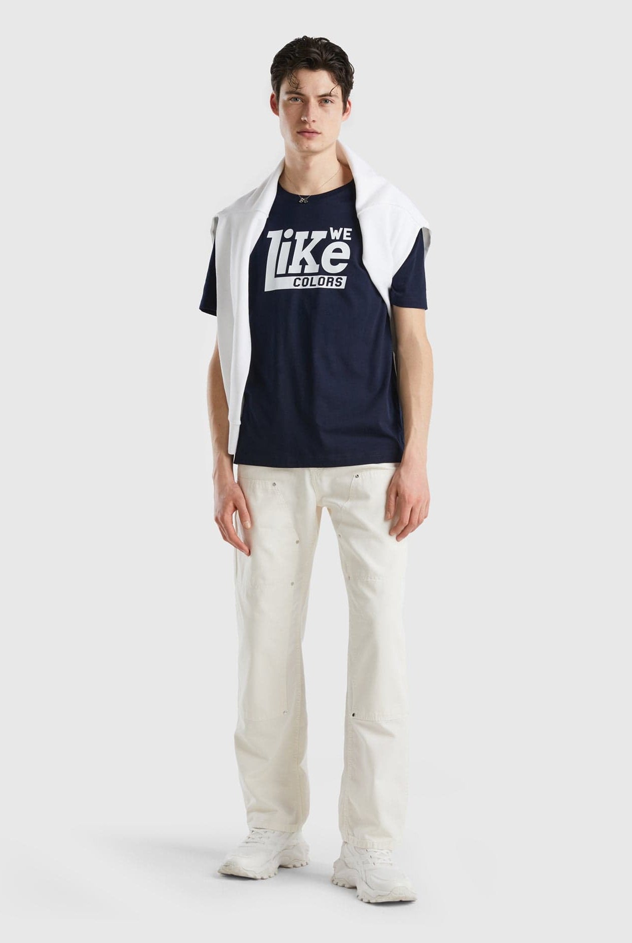 يونايتد كولورز اوف بينيتون تيشيرت شبابي قطن طويل الألياف مع طبعة على الصدر