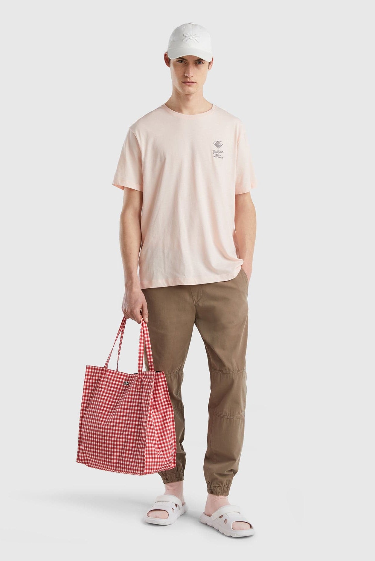 يونايتد كولورز اوف بينيتون تيشيرت بتطريز خيوط نص كم رجالي