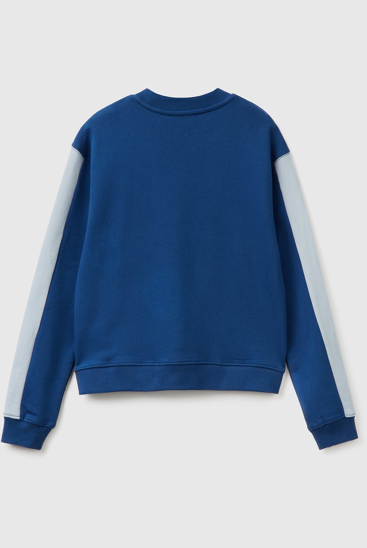 يونايتد كولورز اوف بينيتون سويت شيرت مع خطين جانبيين نسائي