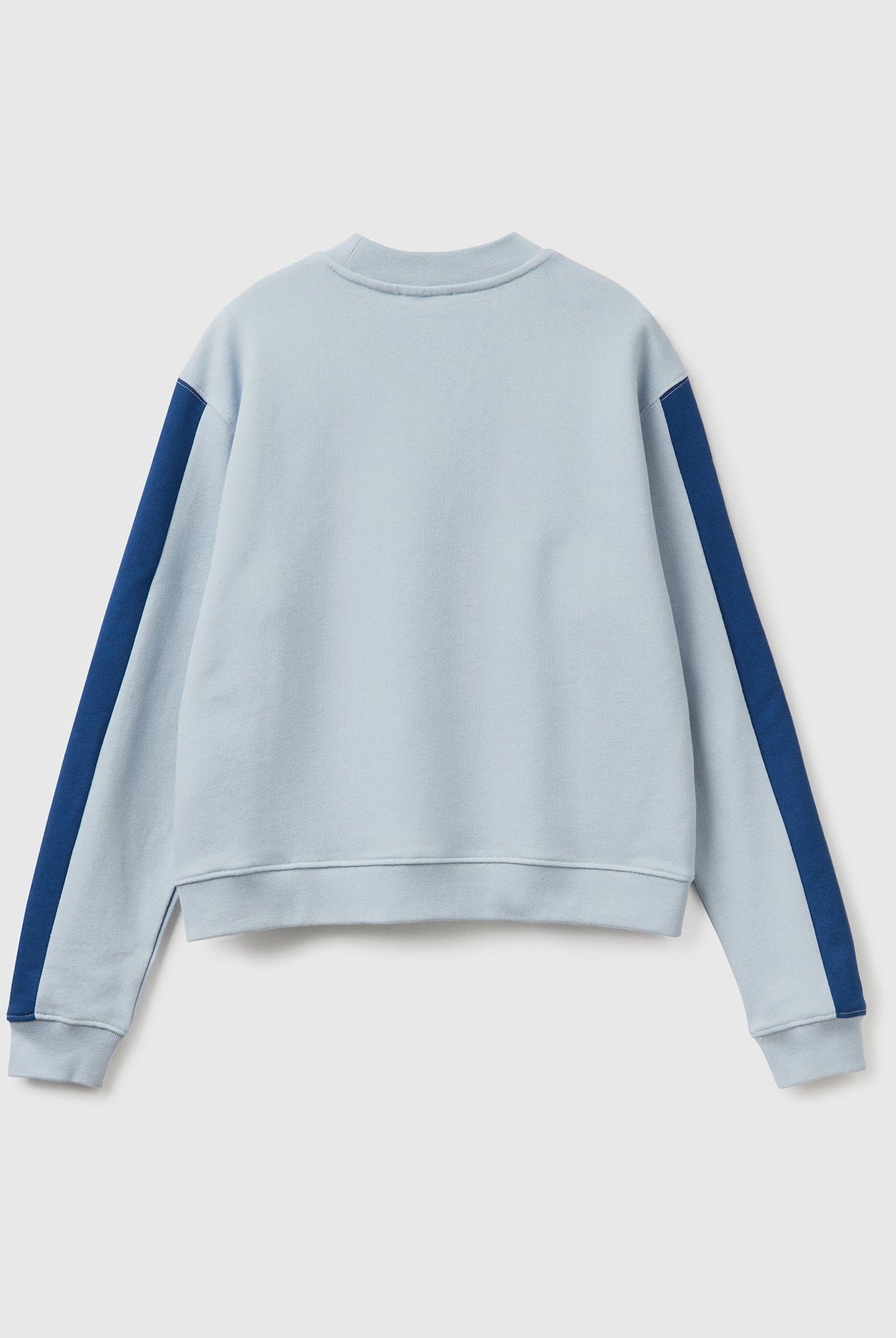 يونايتد كولورز اوف بينيتون سويت شيرت مع خطين جانبيين نسائي