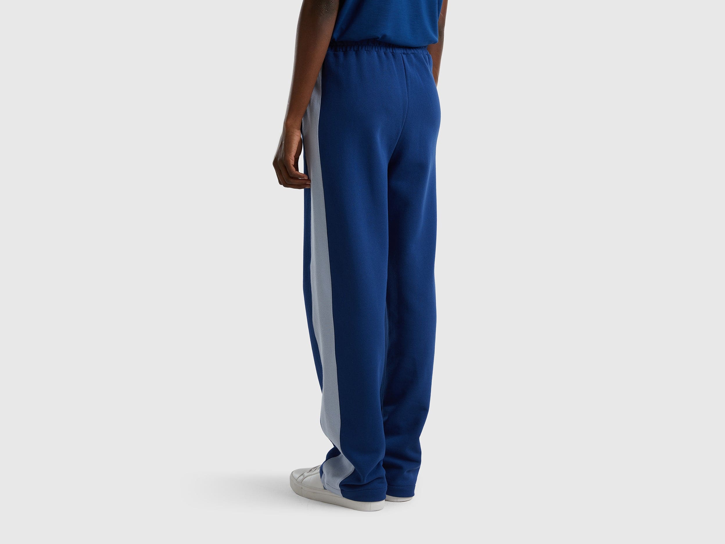 يونايتد كولورز اوف بينيتون بنطال بخطوط جانبية برباط نسائي